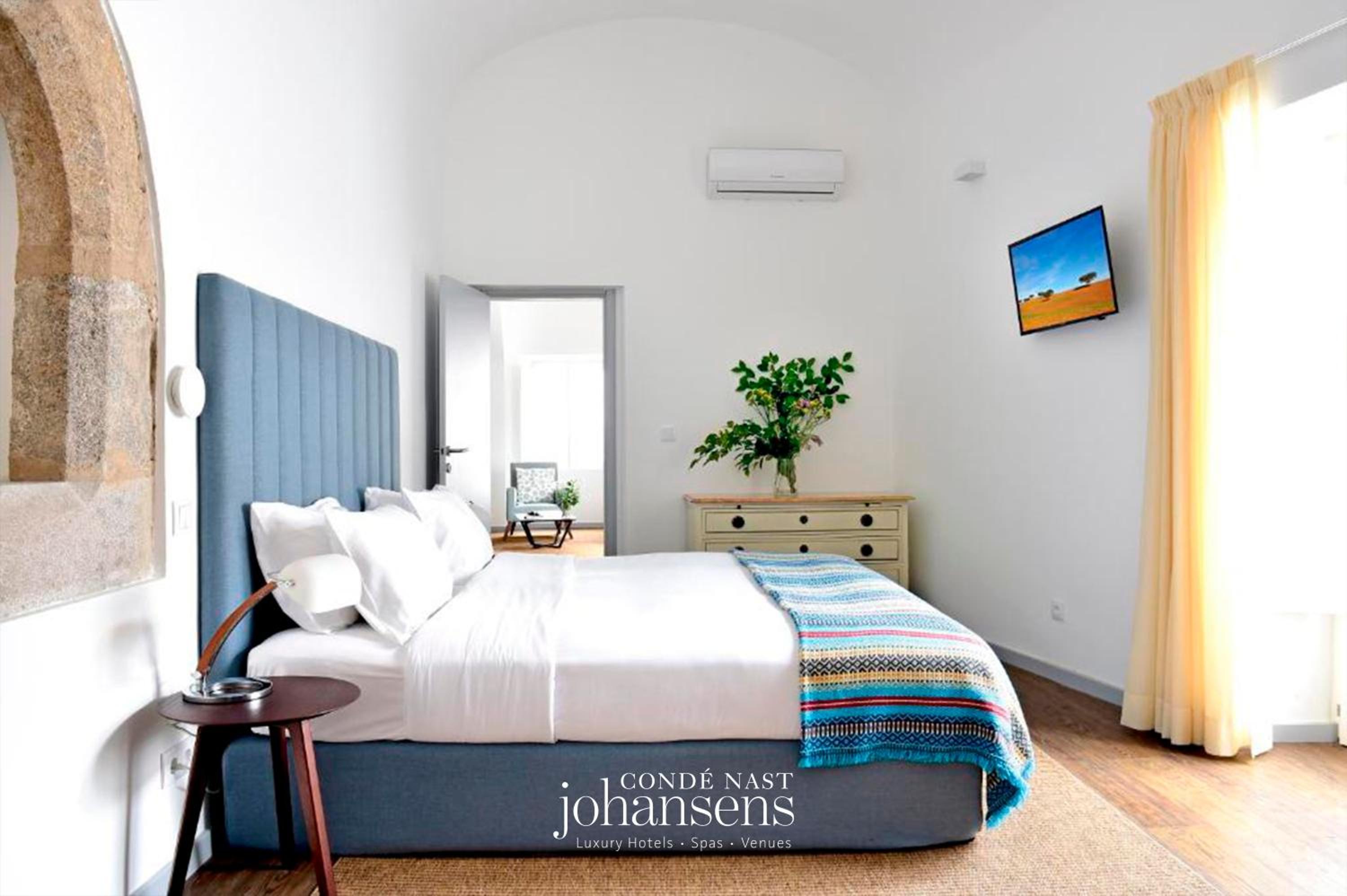 Noble Double Room - Photo 1