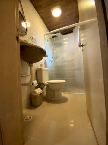 Deluxe Room - Photo 5