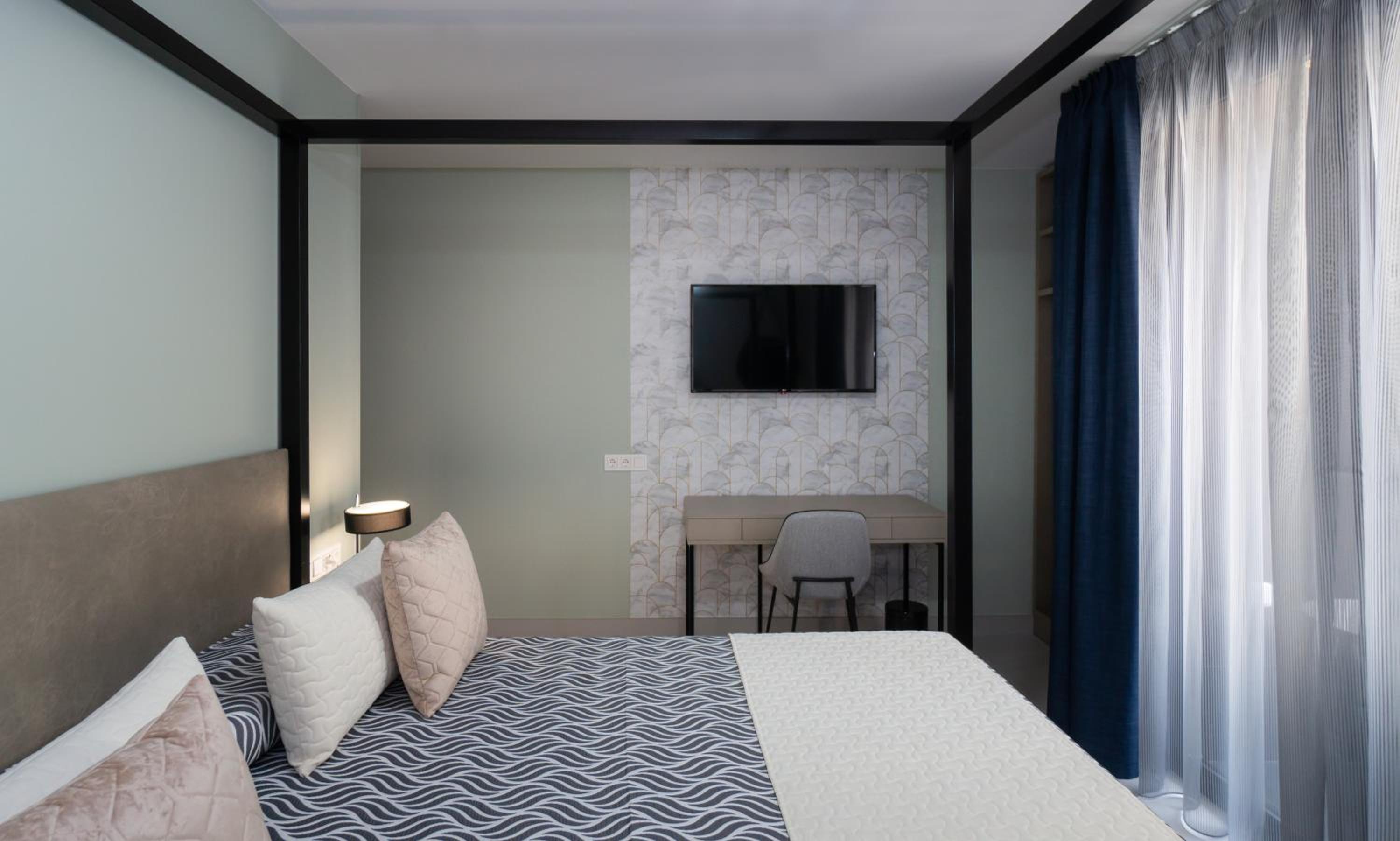 Deluxe Double Room - Photo 4