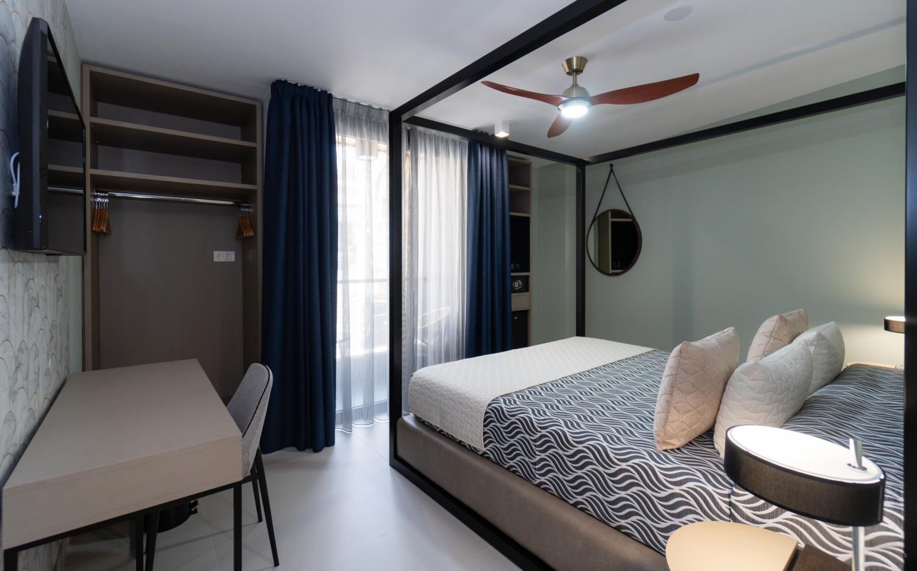 Deluxe Double Room - Photo 2