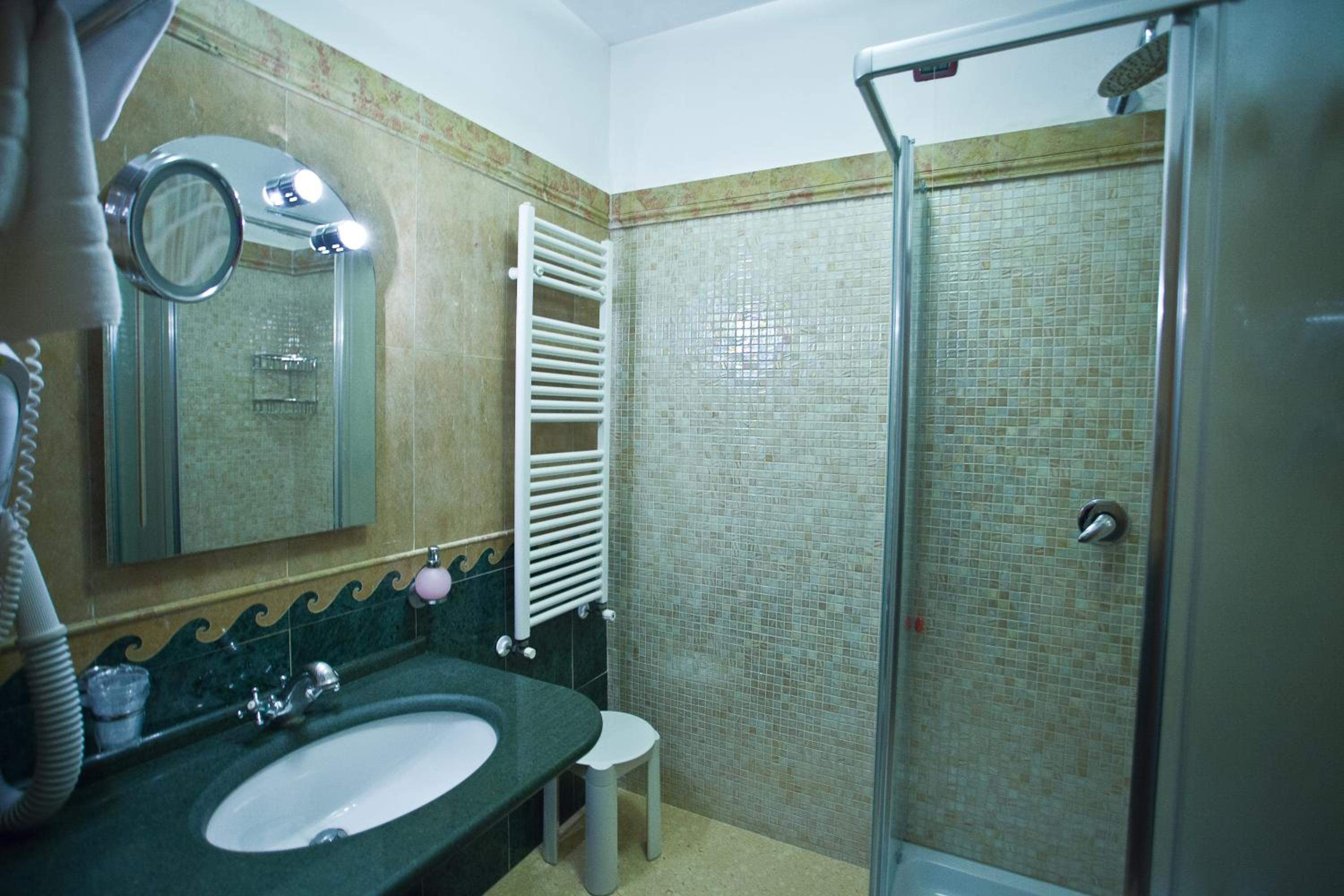 Junior Suite - Photo 2