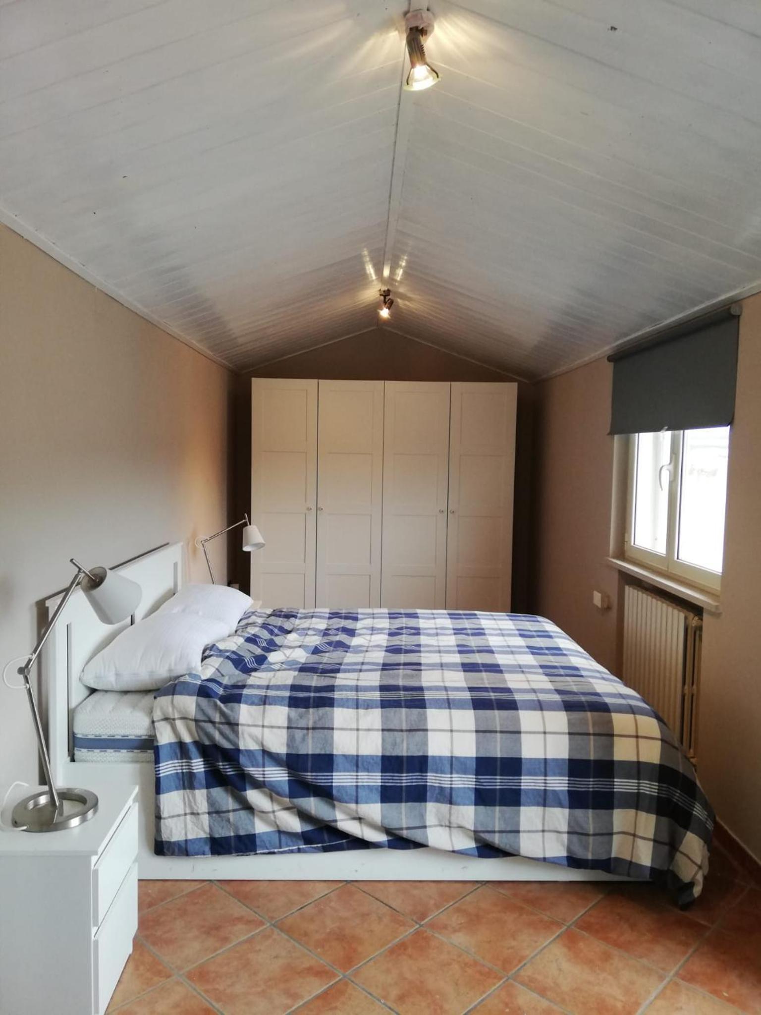 Two-Bedroom Apartment - Photo 2