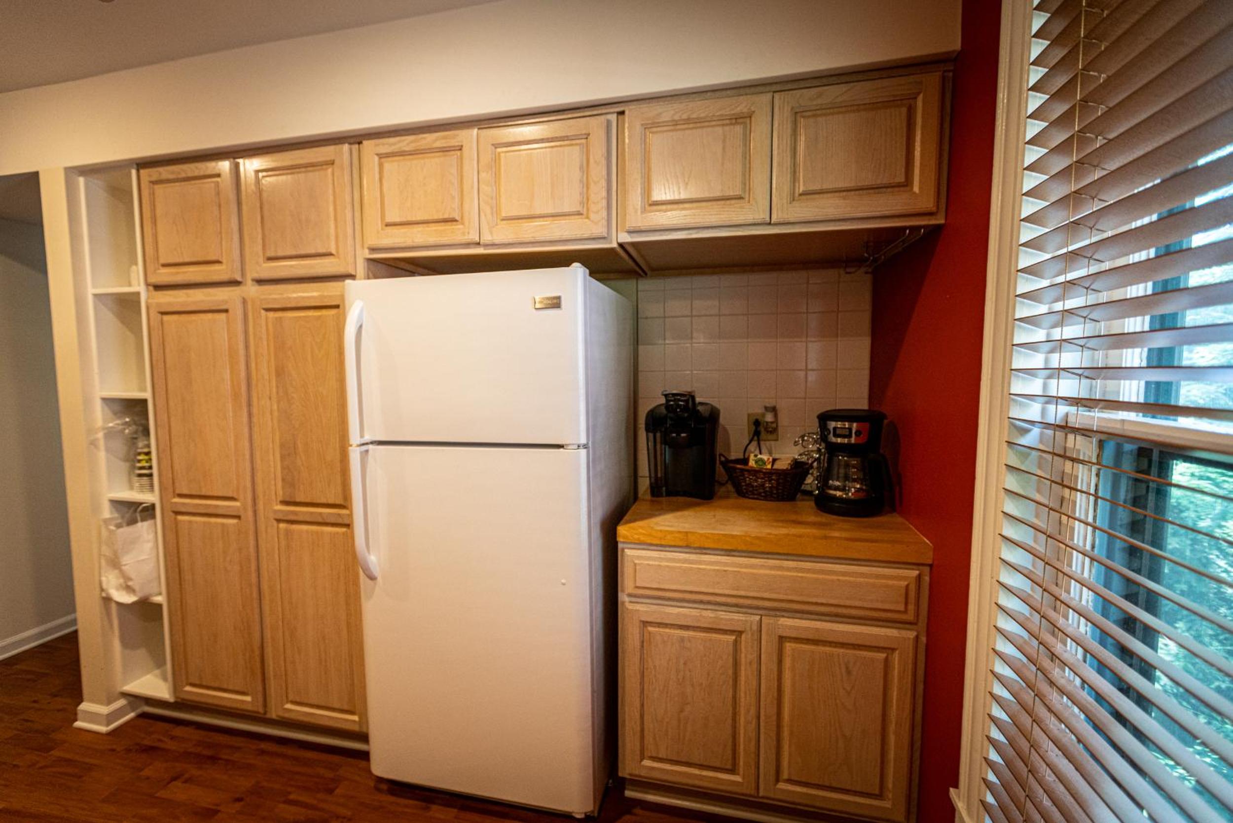 Three-Bedroom Apartment - Photo 9