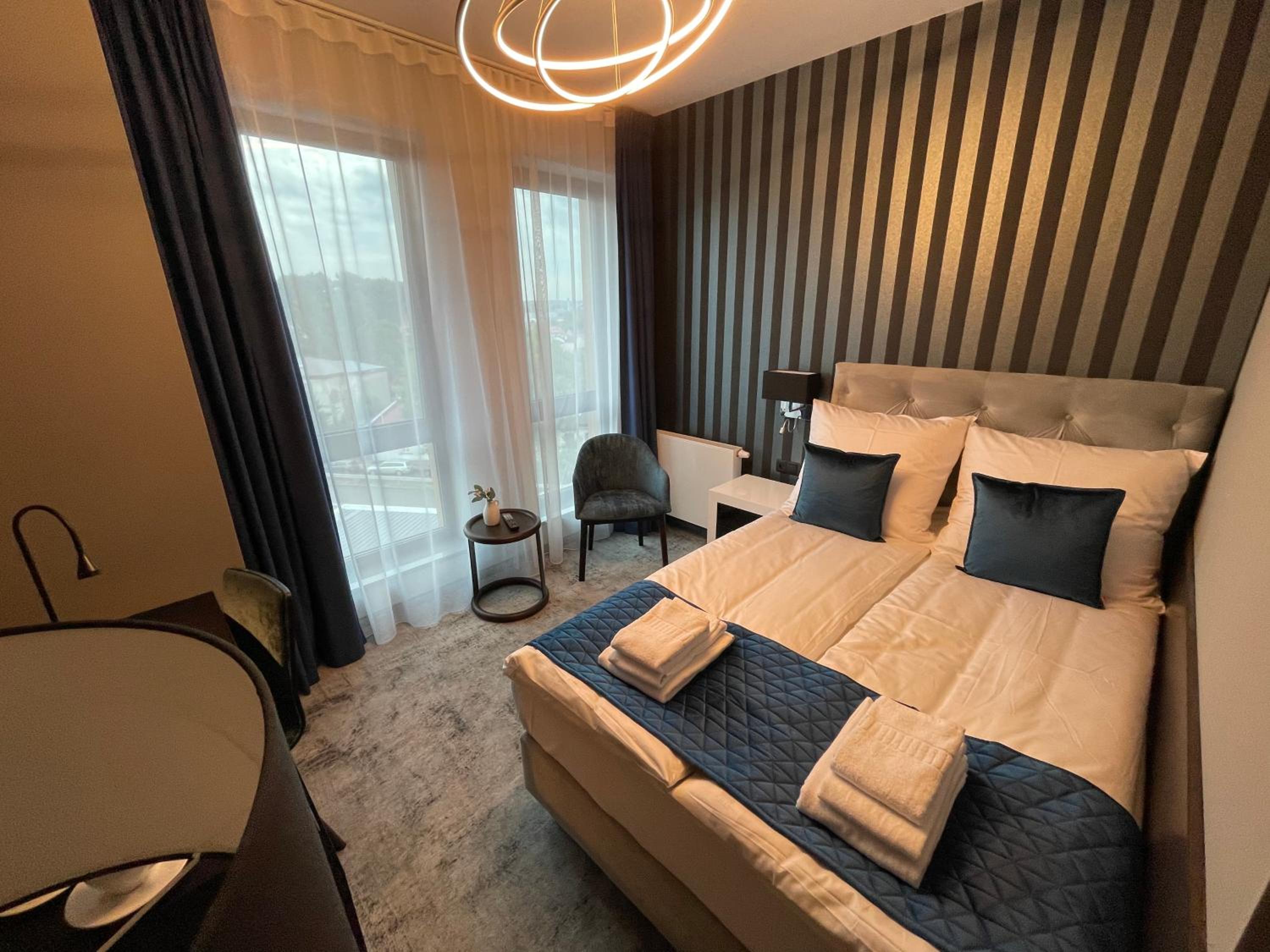 Large Double Room