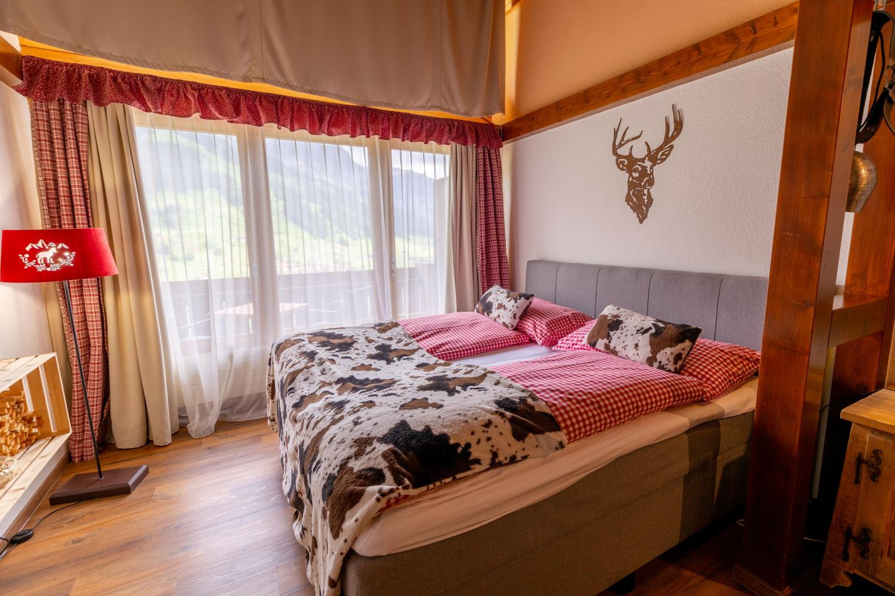 Junior Suite with Mountain View