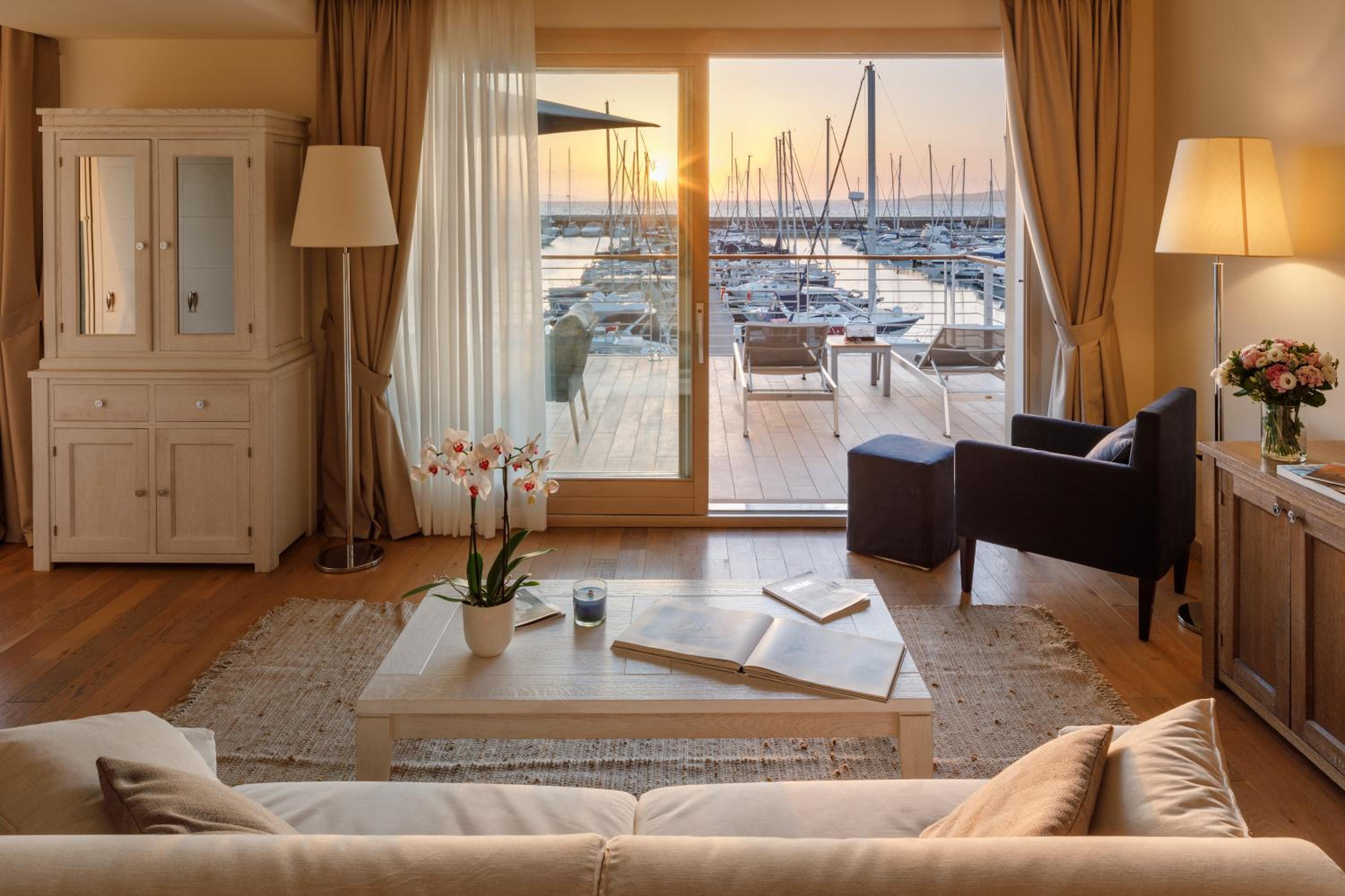 Suite with Sea View photo 1