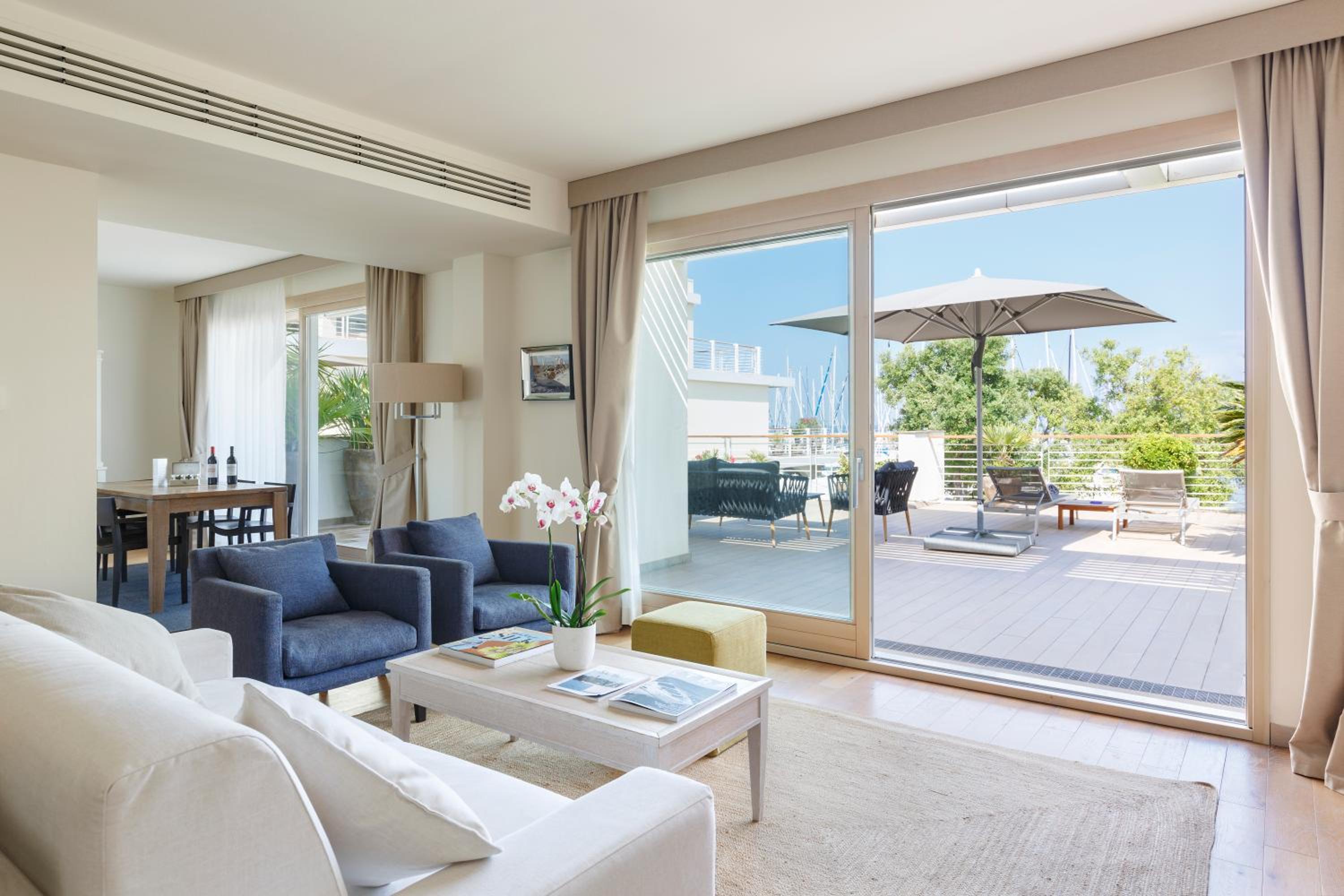 Suite with Terrace photo 1