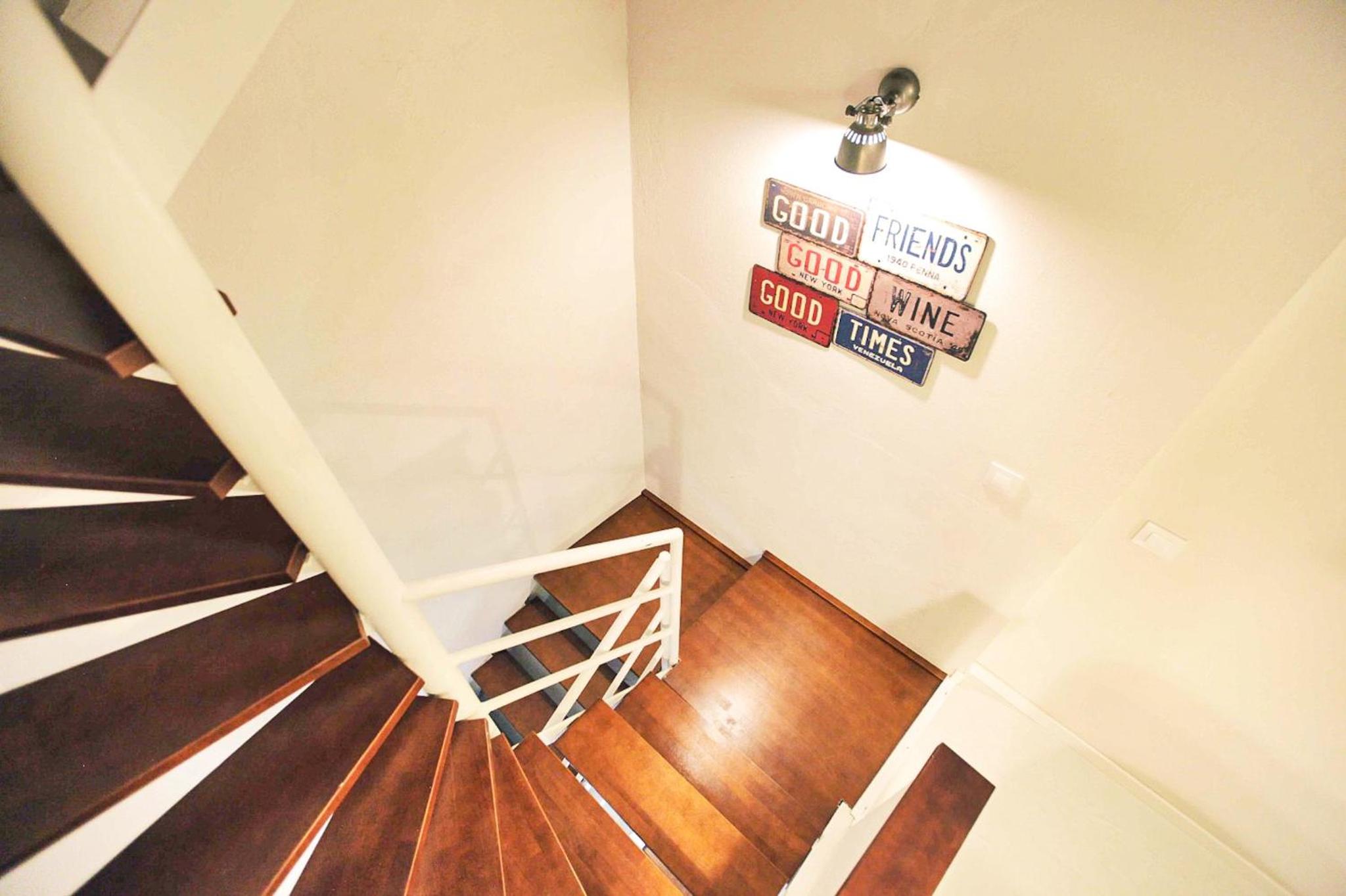 Apartment with Terrace - Photo 16