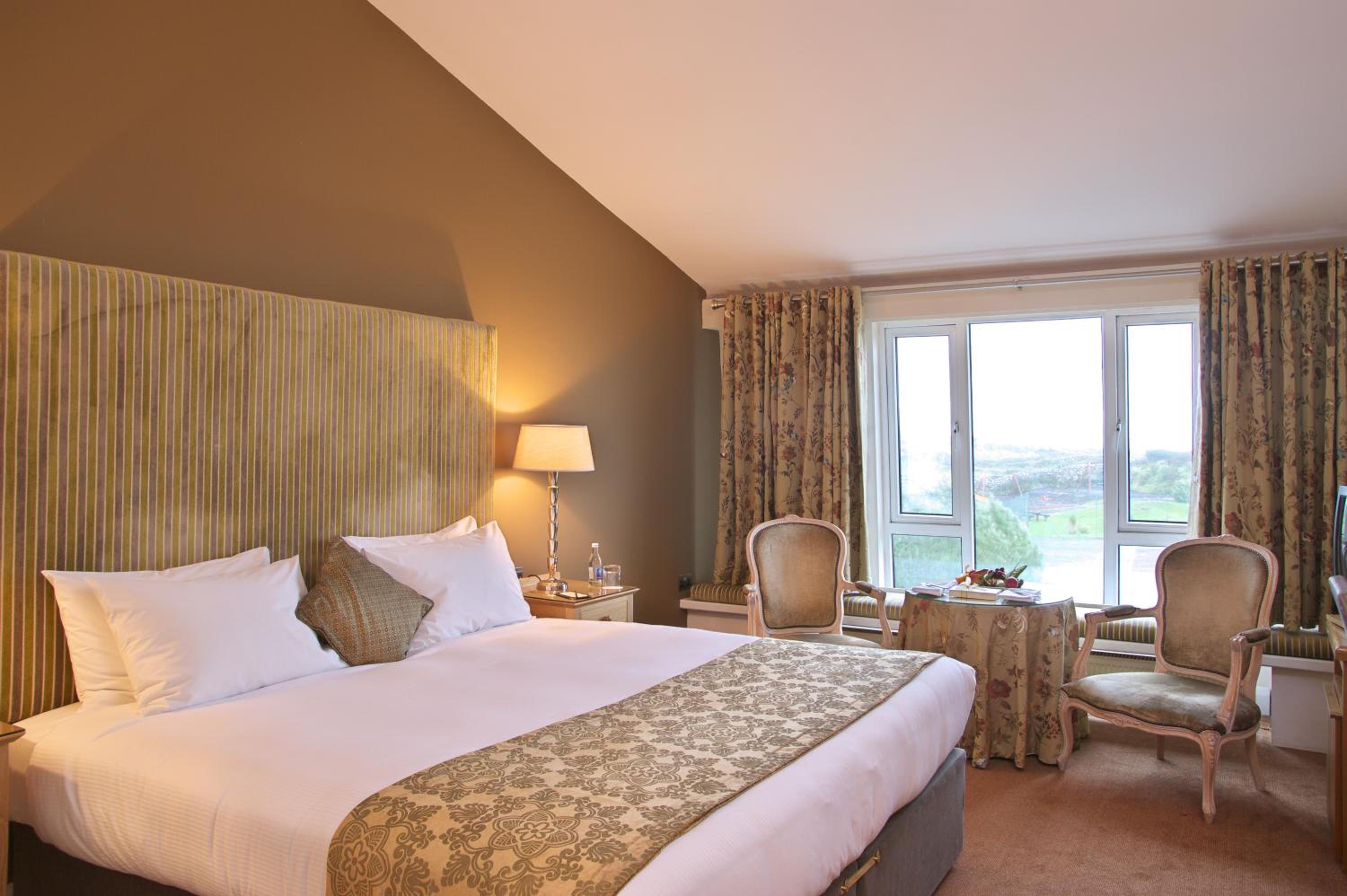 Standard Double or Twin Room photo 1