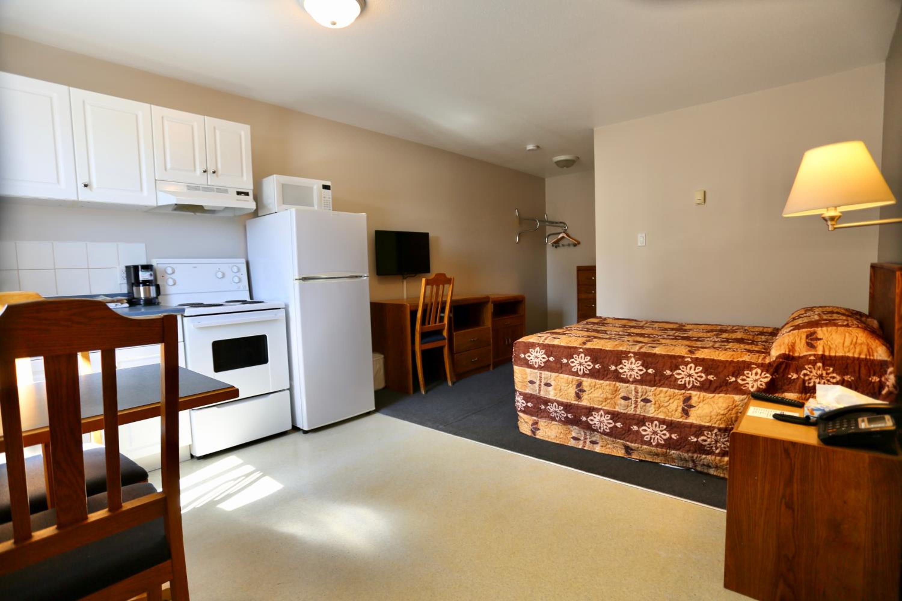 Deluxe Room - Photo 2