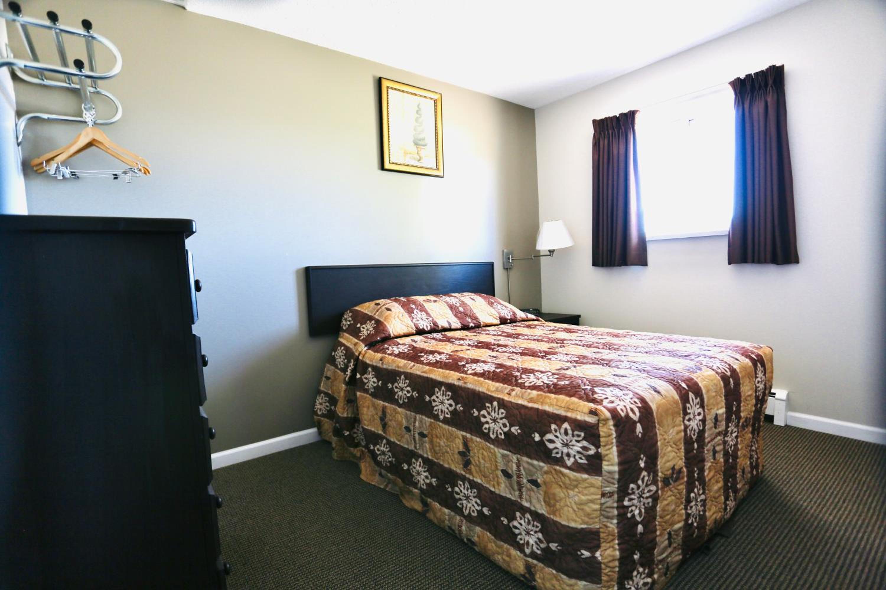 Deluxe Quadruple Room - Photo 4