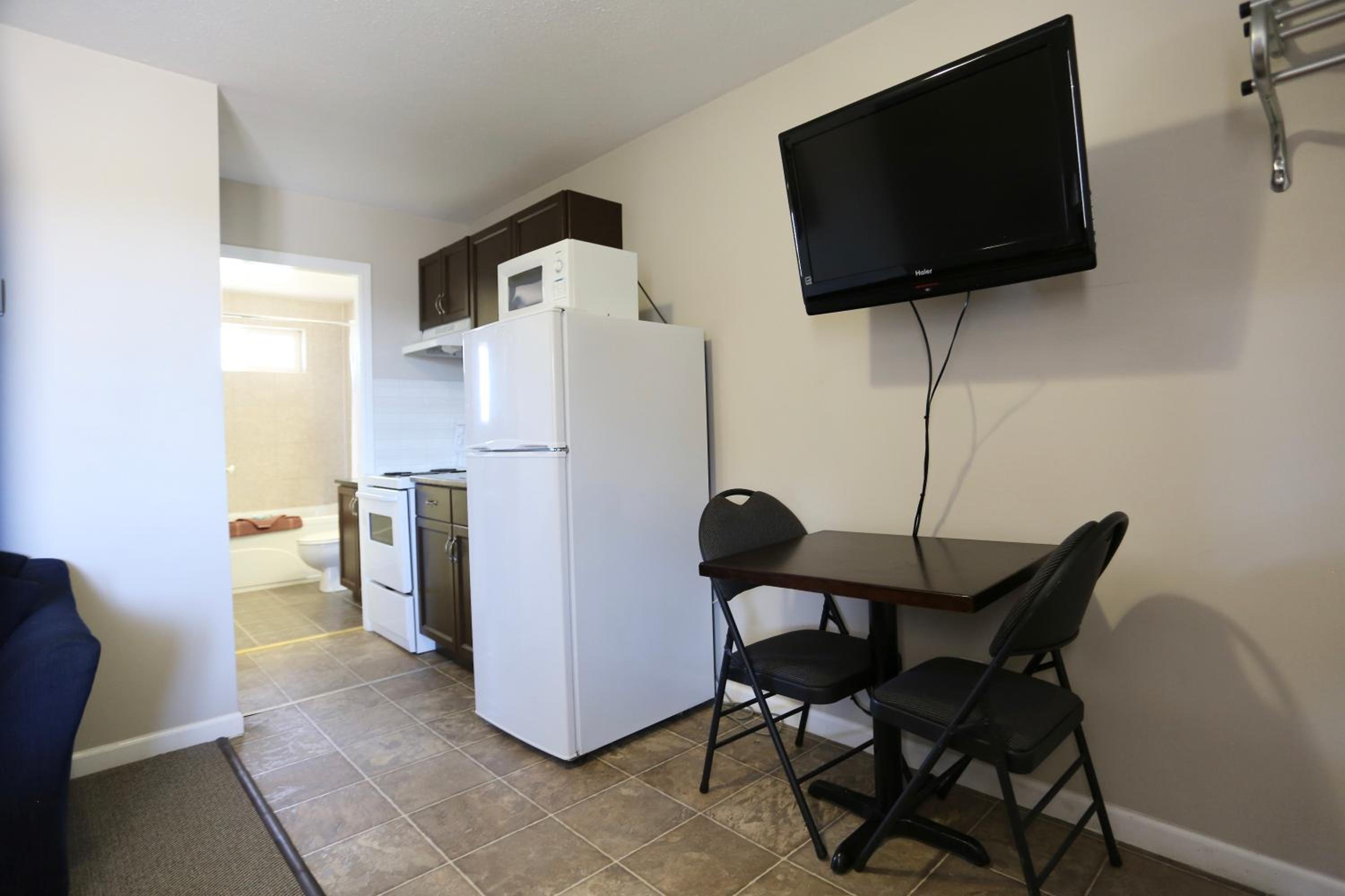 Deluxe Quadruple Room - Photo 5