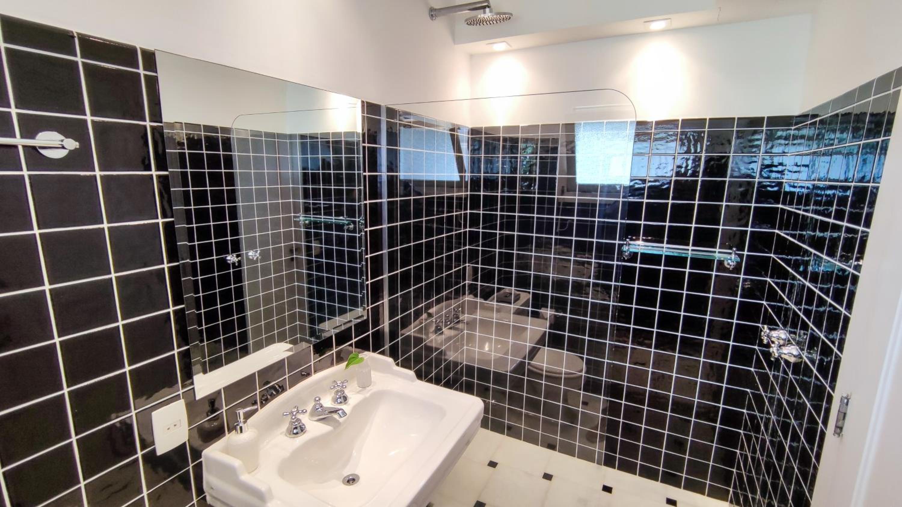 Double Room - Photo 32