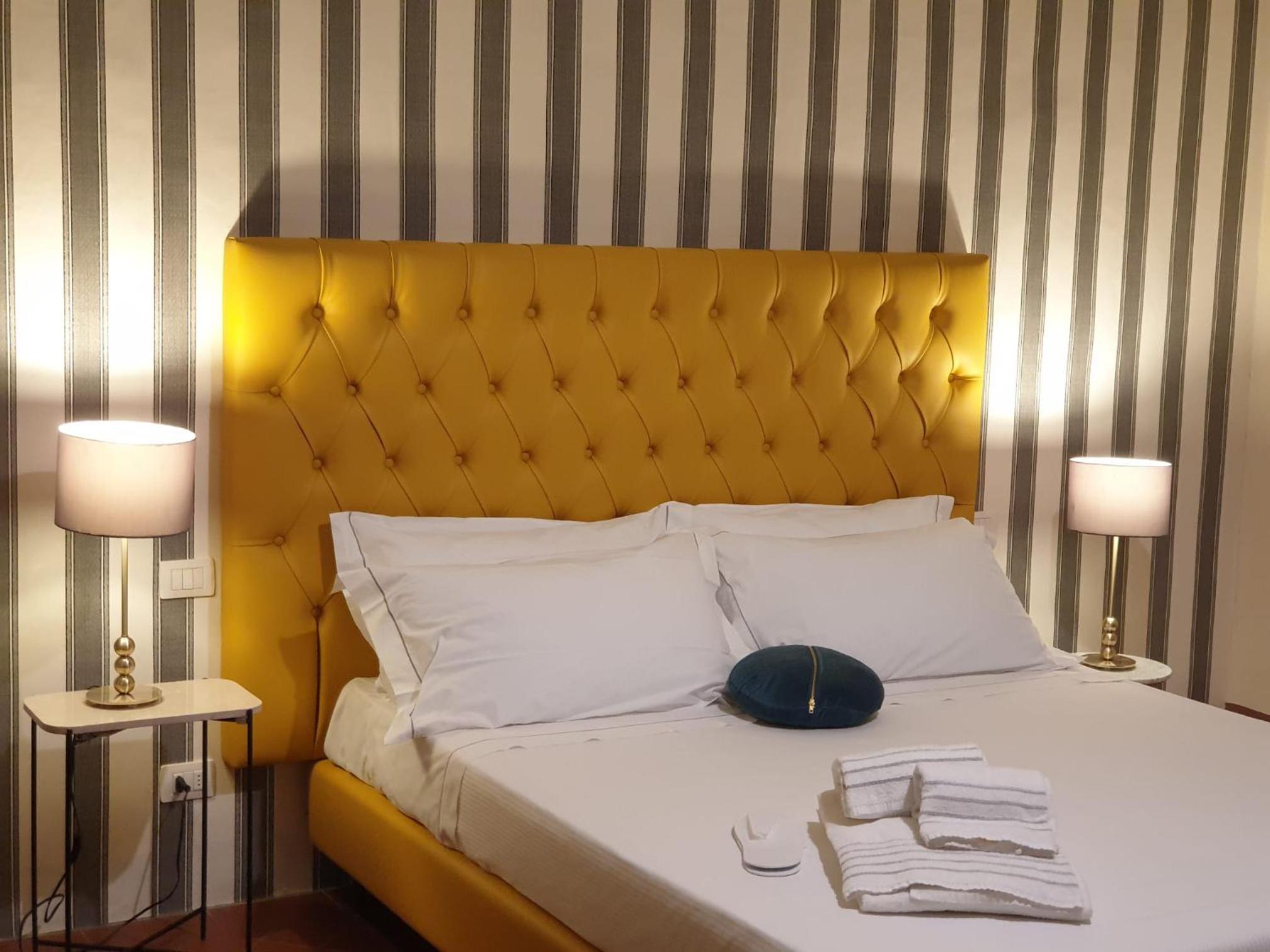 Economy Triple Room photo 1