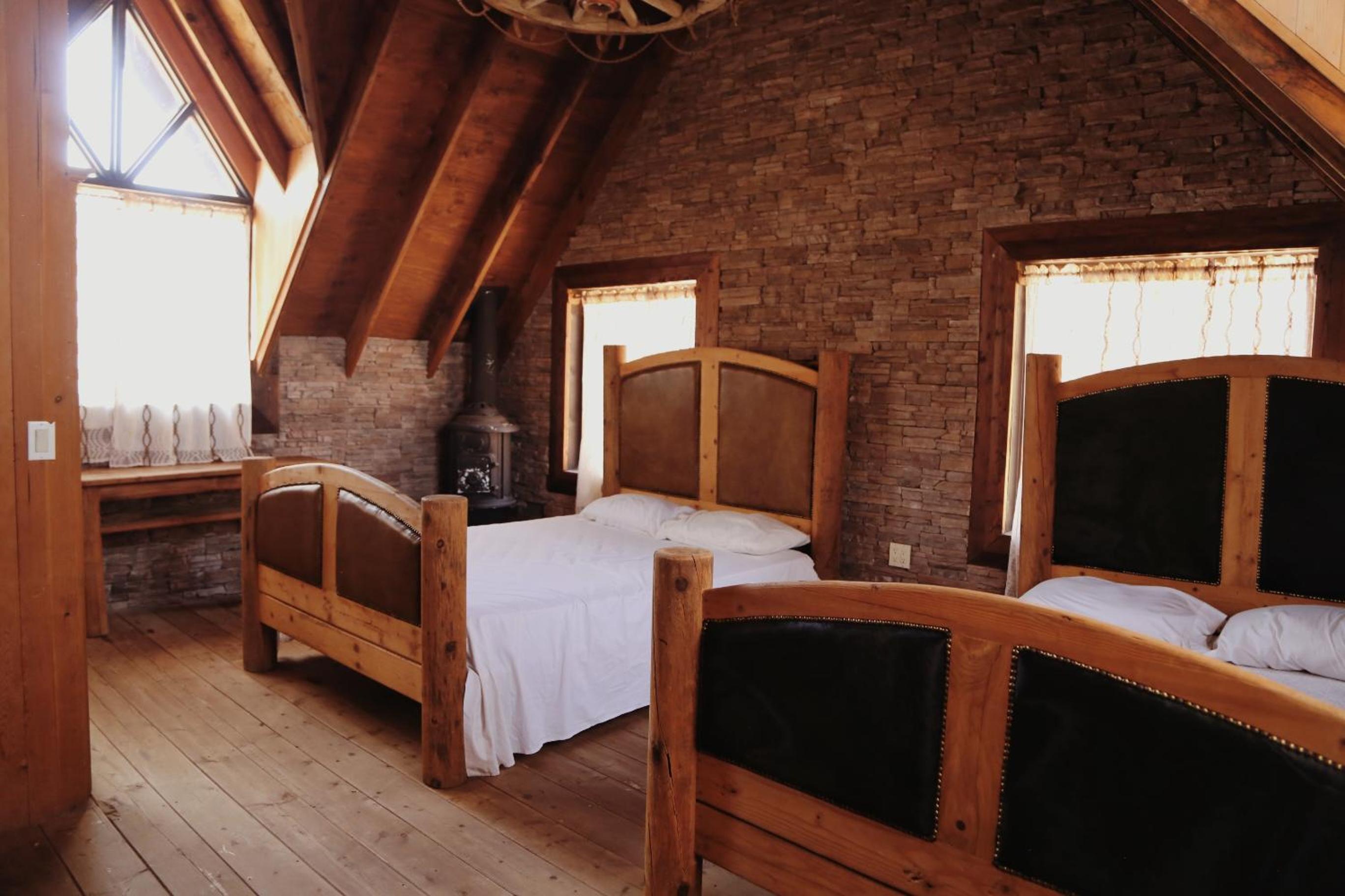 Two-Bedroom Chalet - Photo 12