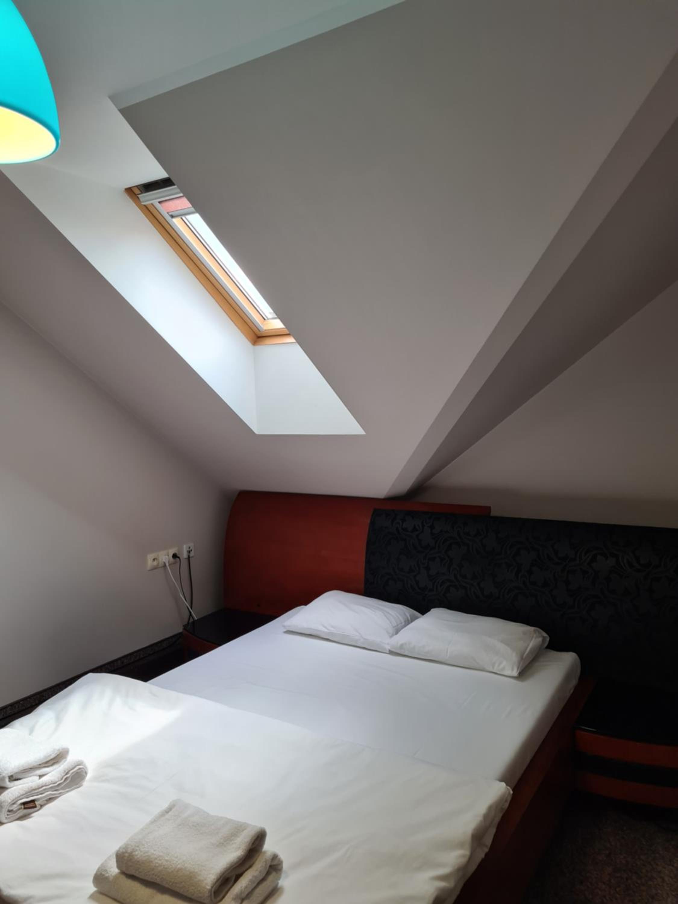 One-Bedroom Apartment - Photo 1