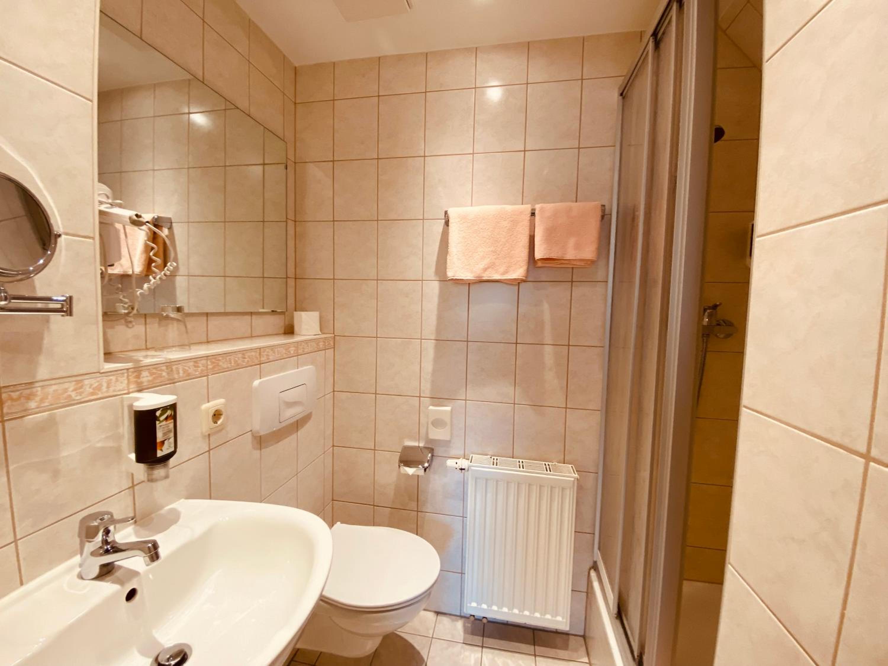 Single Room photo 2