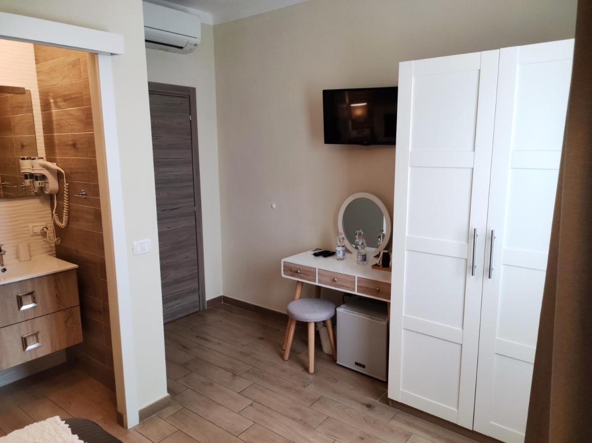 Small Double Room photo 3