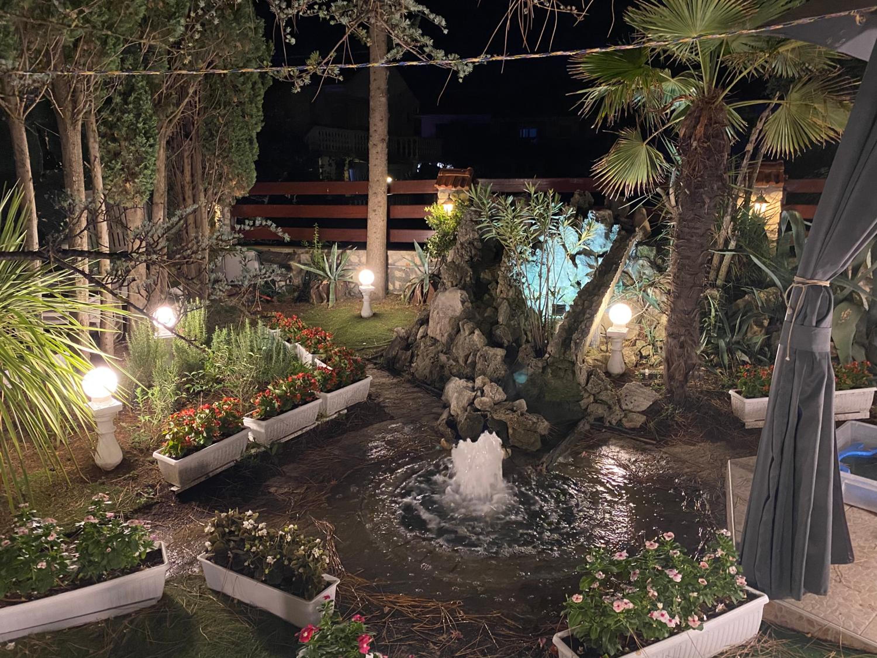 Bungalow with Patio and Garden View photo 3