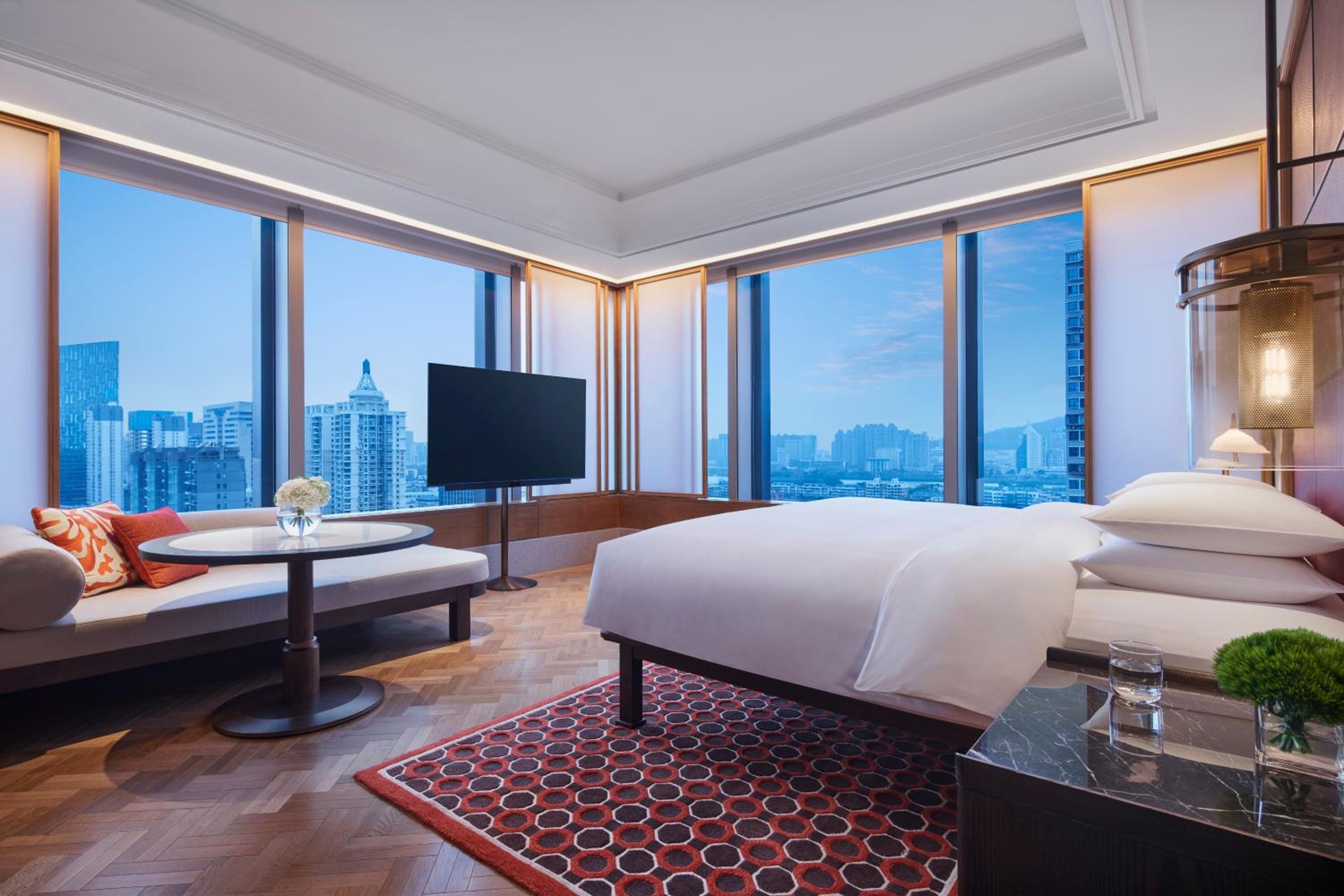 Andaz Suite