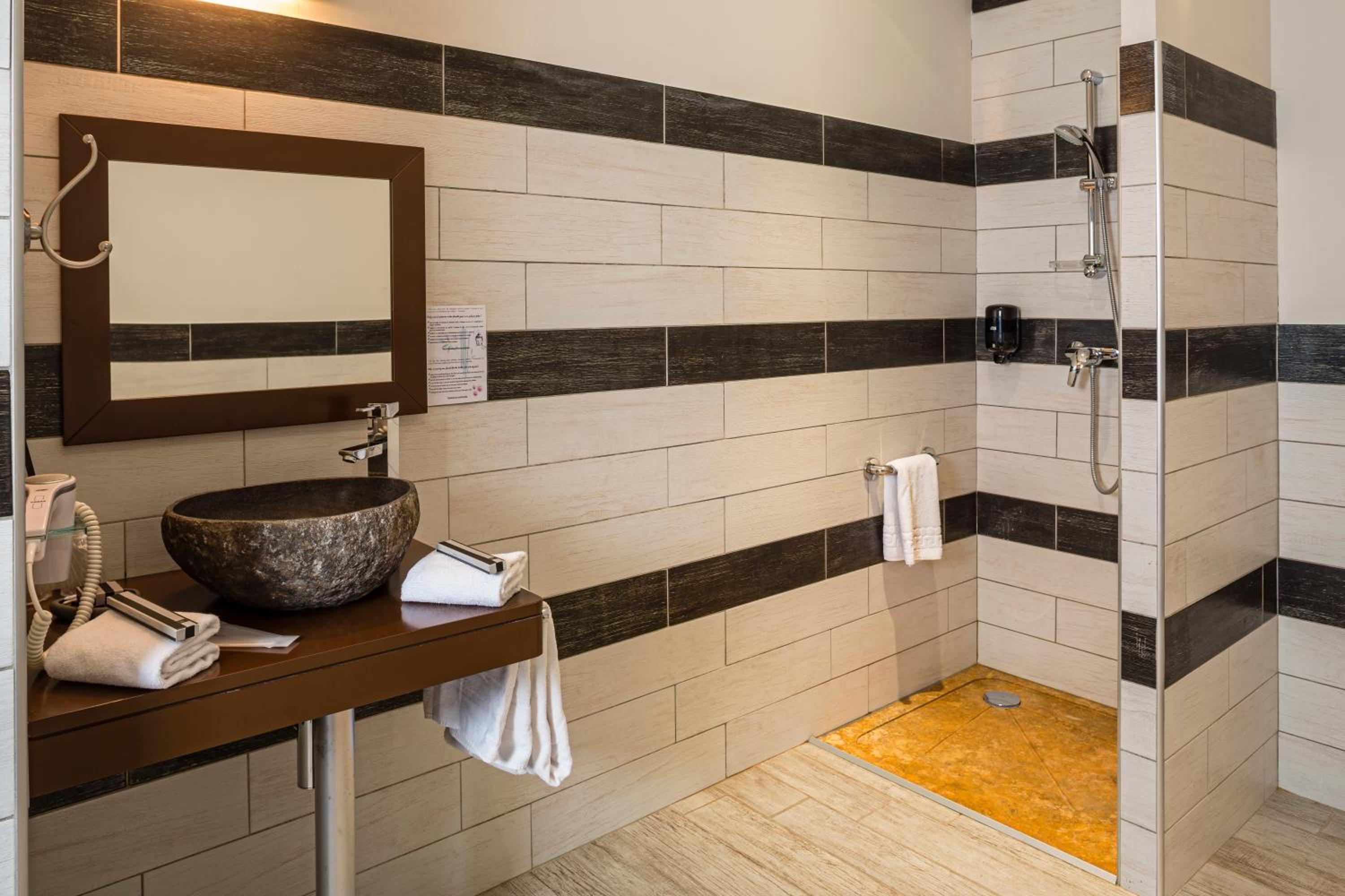 Triple Room - Photo 4