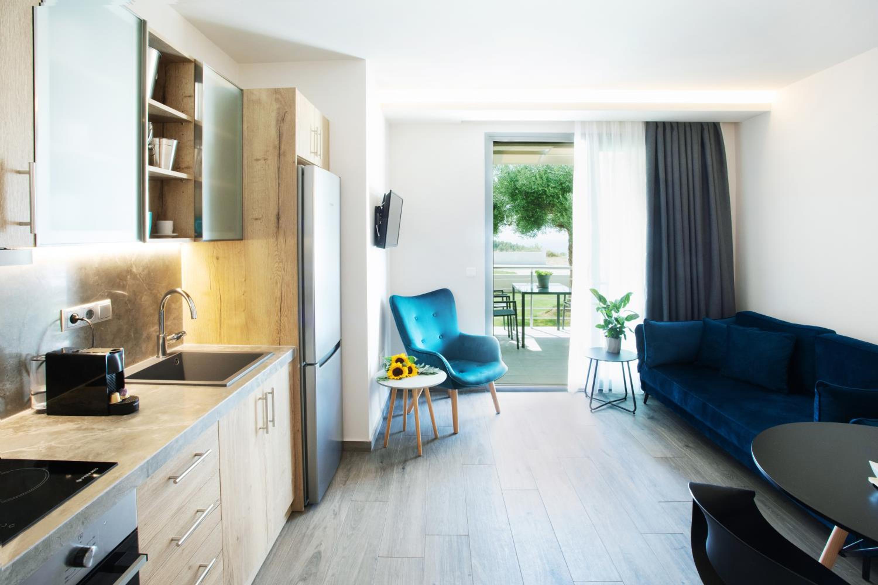 Deluxe Sea View Apartment