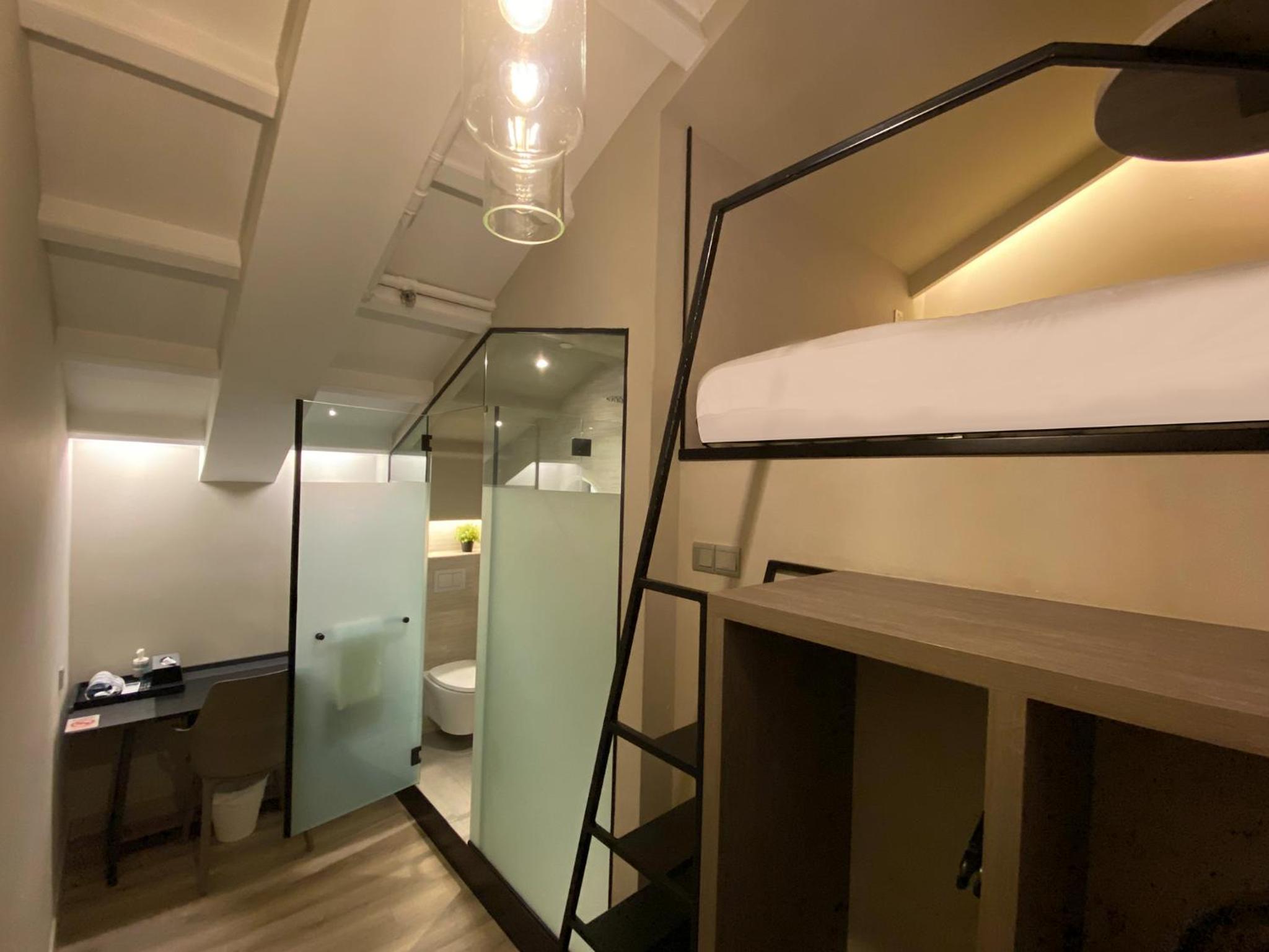 Double Room, DAYUSE, 7 Hours: 9AM-4PM