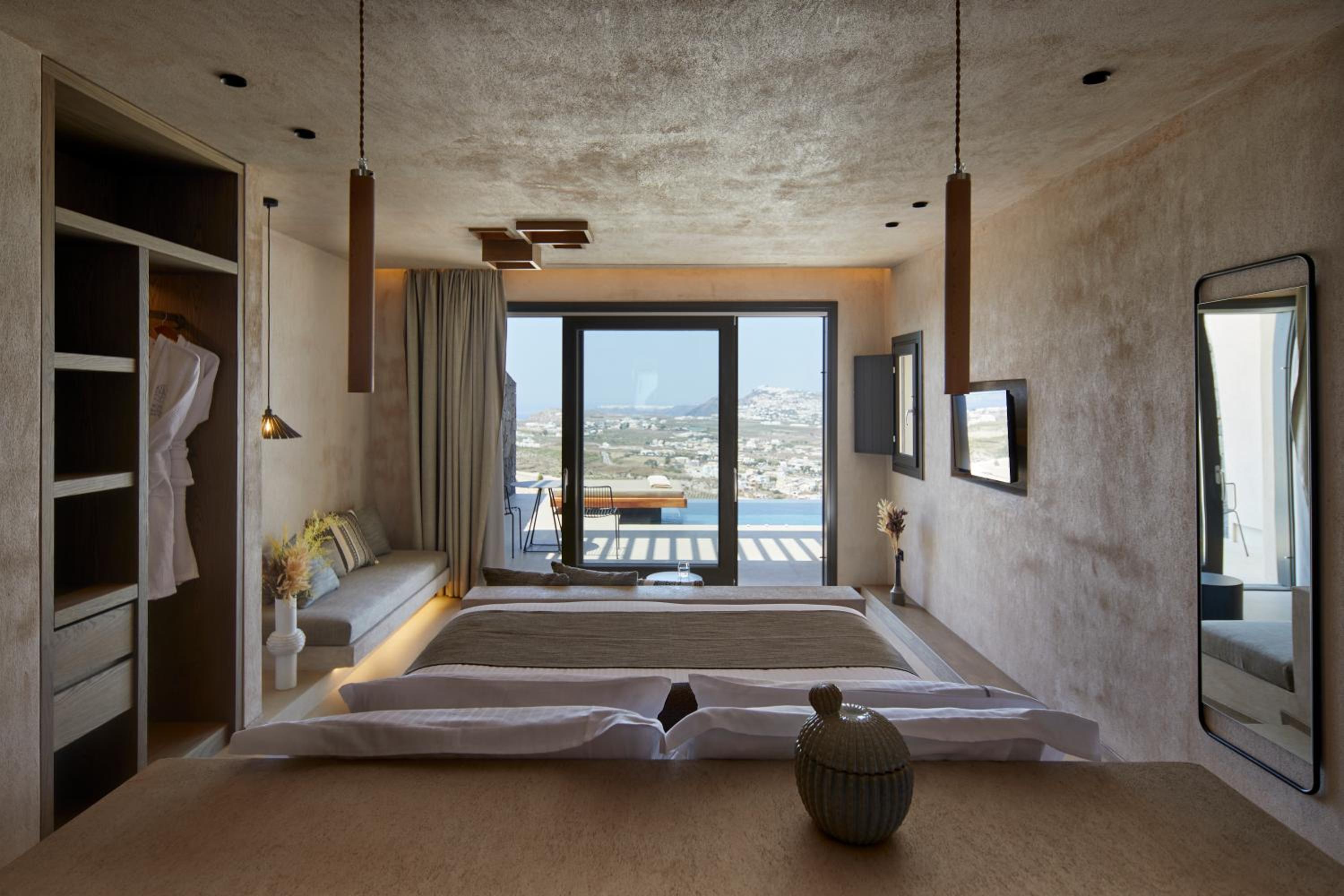 Deluxe Suite with Private Pool photo 3
