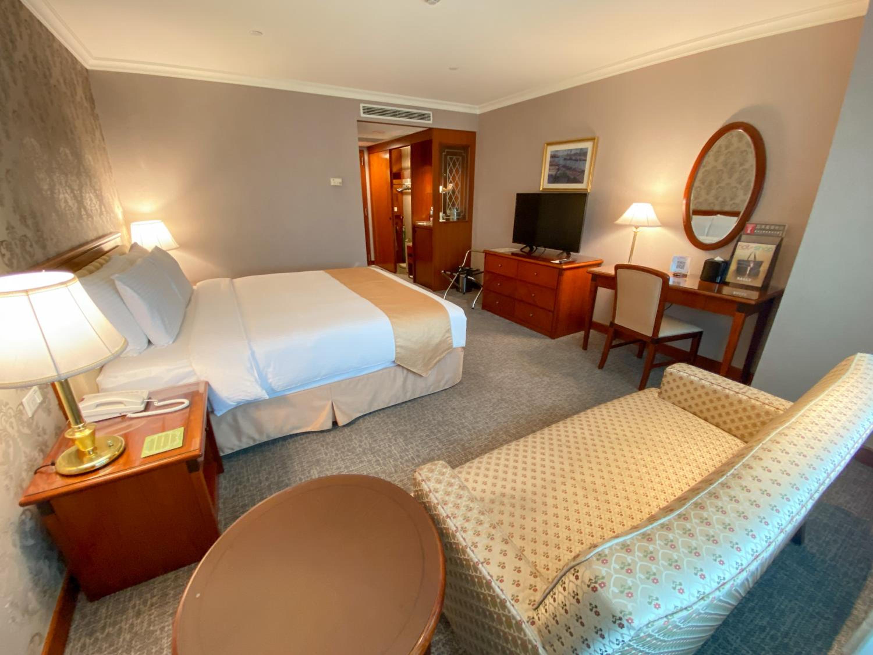 Double Room with Harbor View - Photo 8