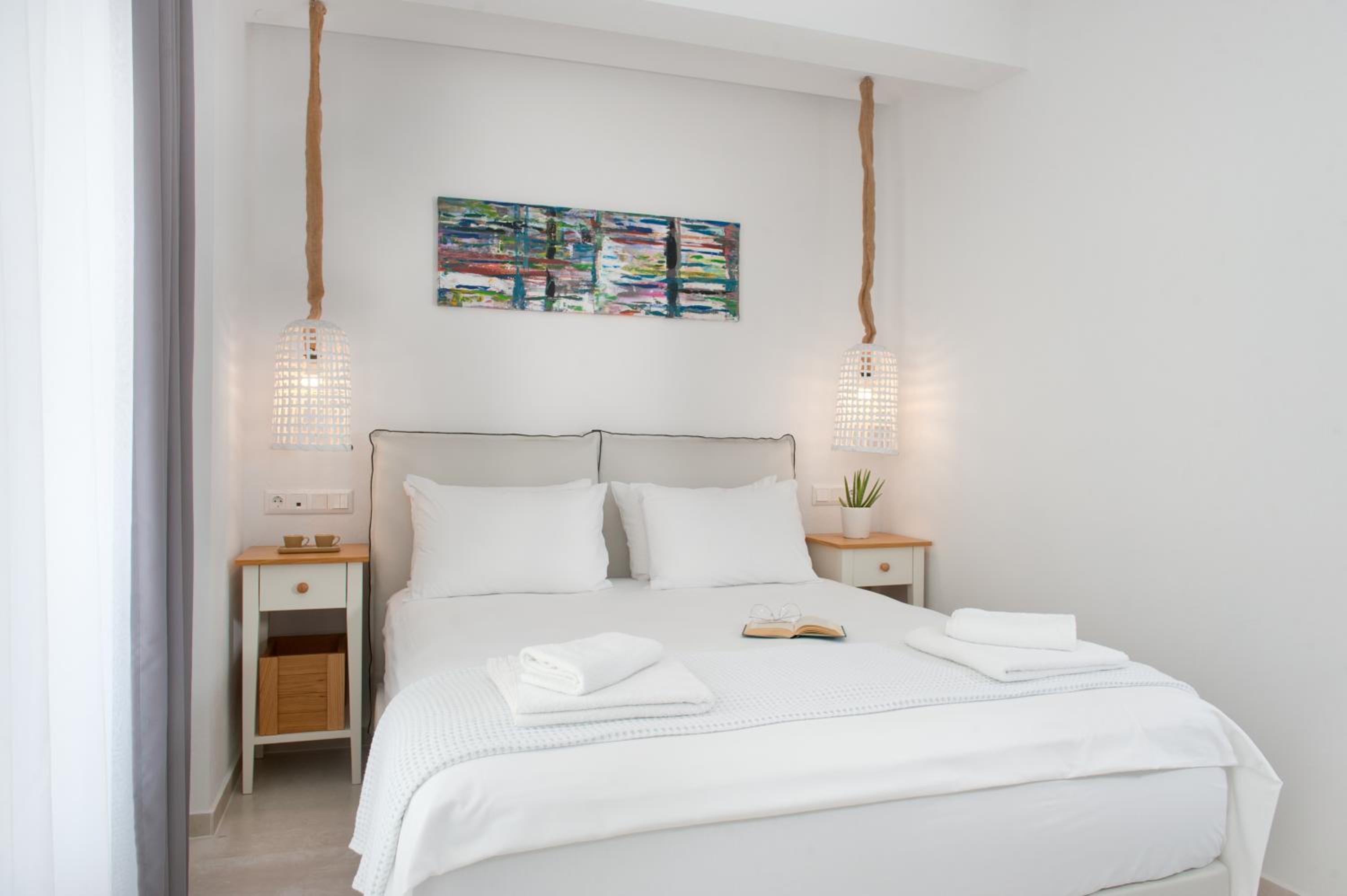 Queen Room with Balcony photo 1