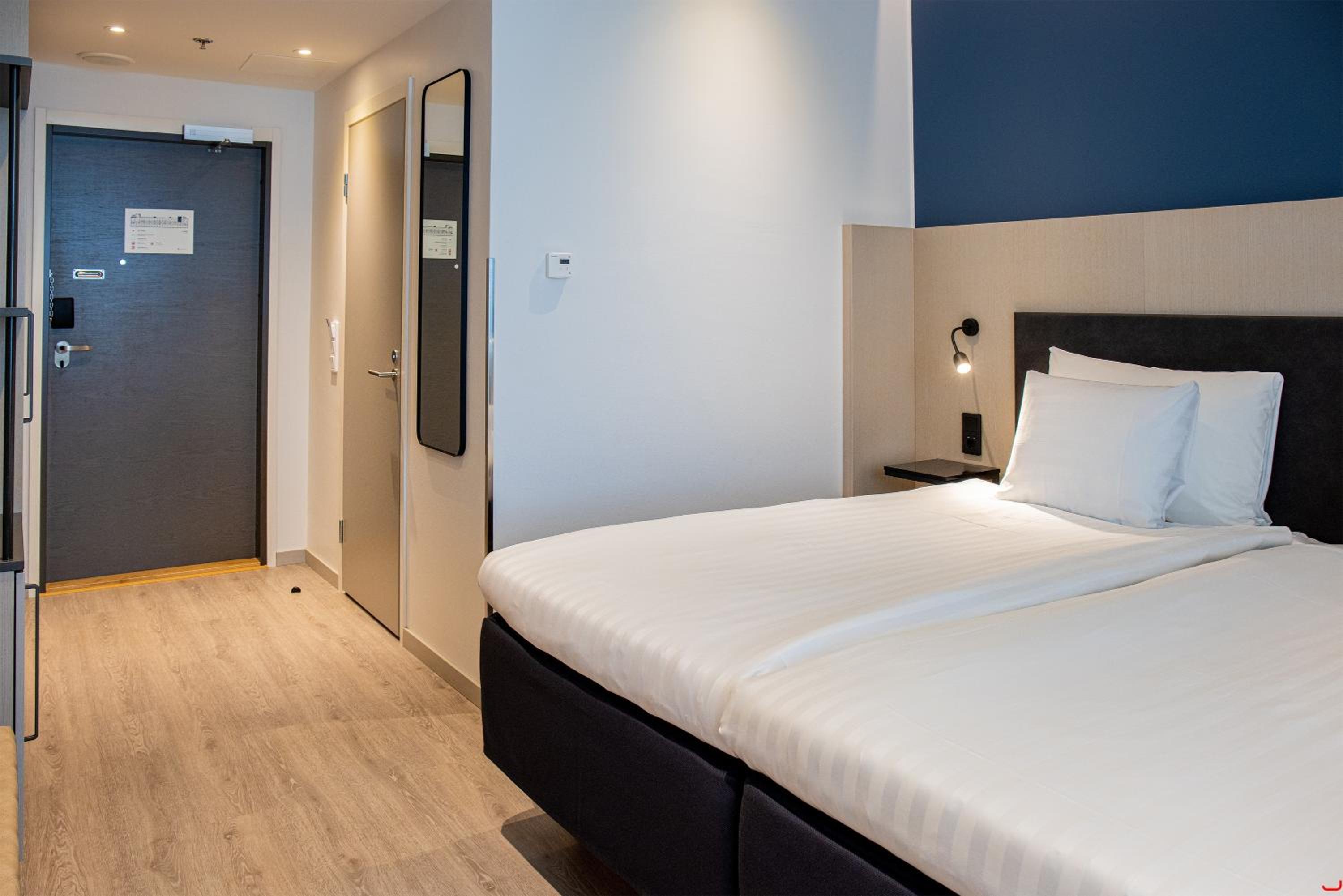 Standard Twin Room (Pet Friendly) photo 1