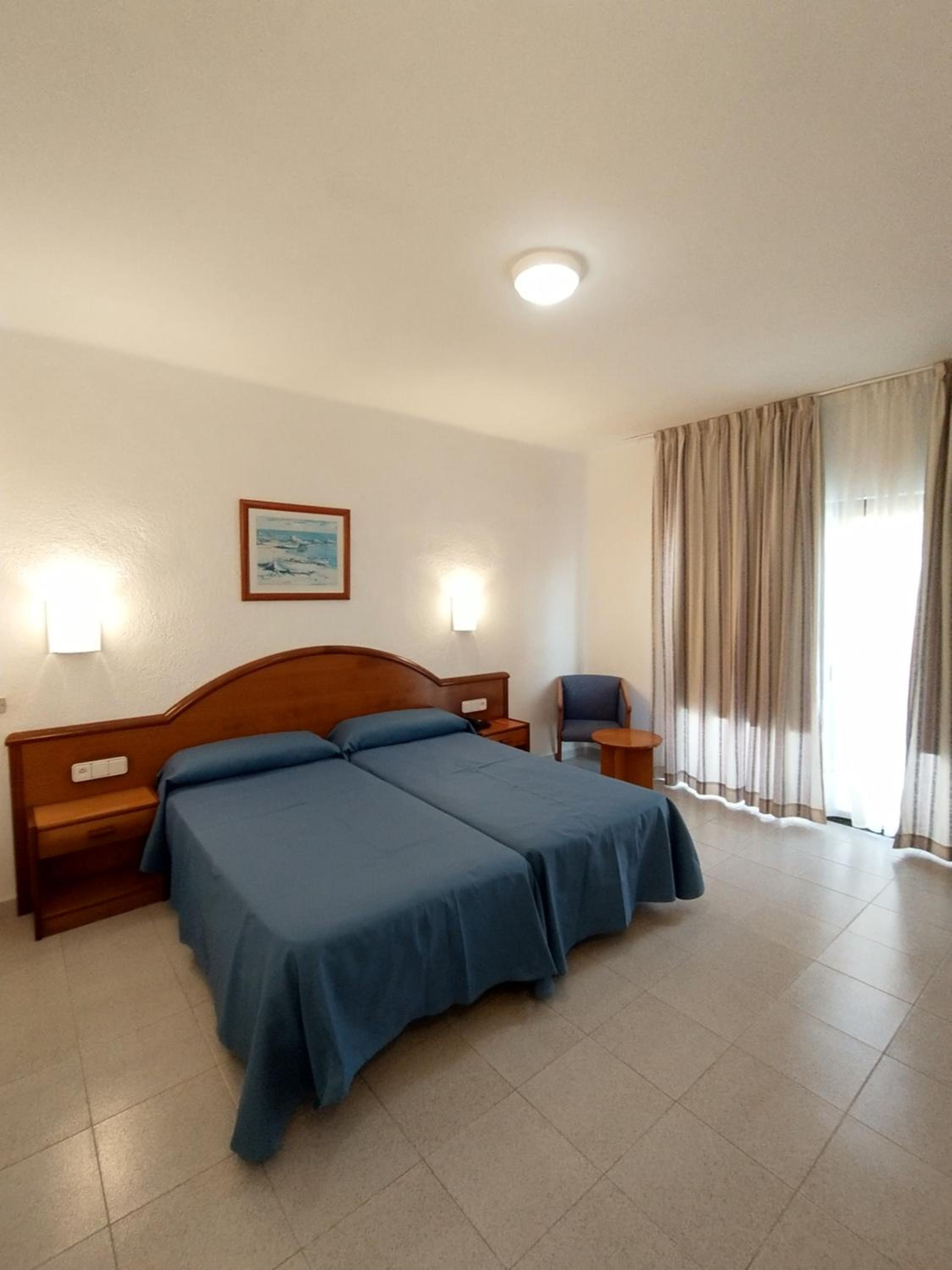 Habitación Familiar con Terraza