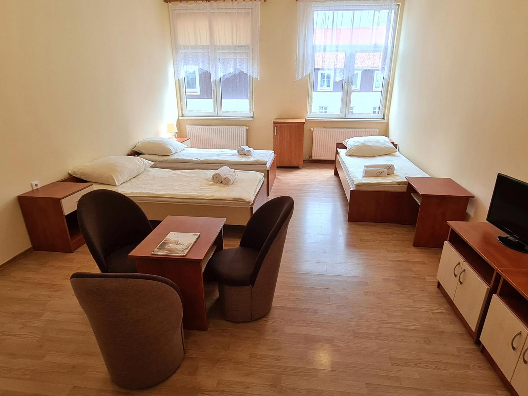 Triple Room - Photo 15