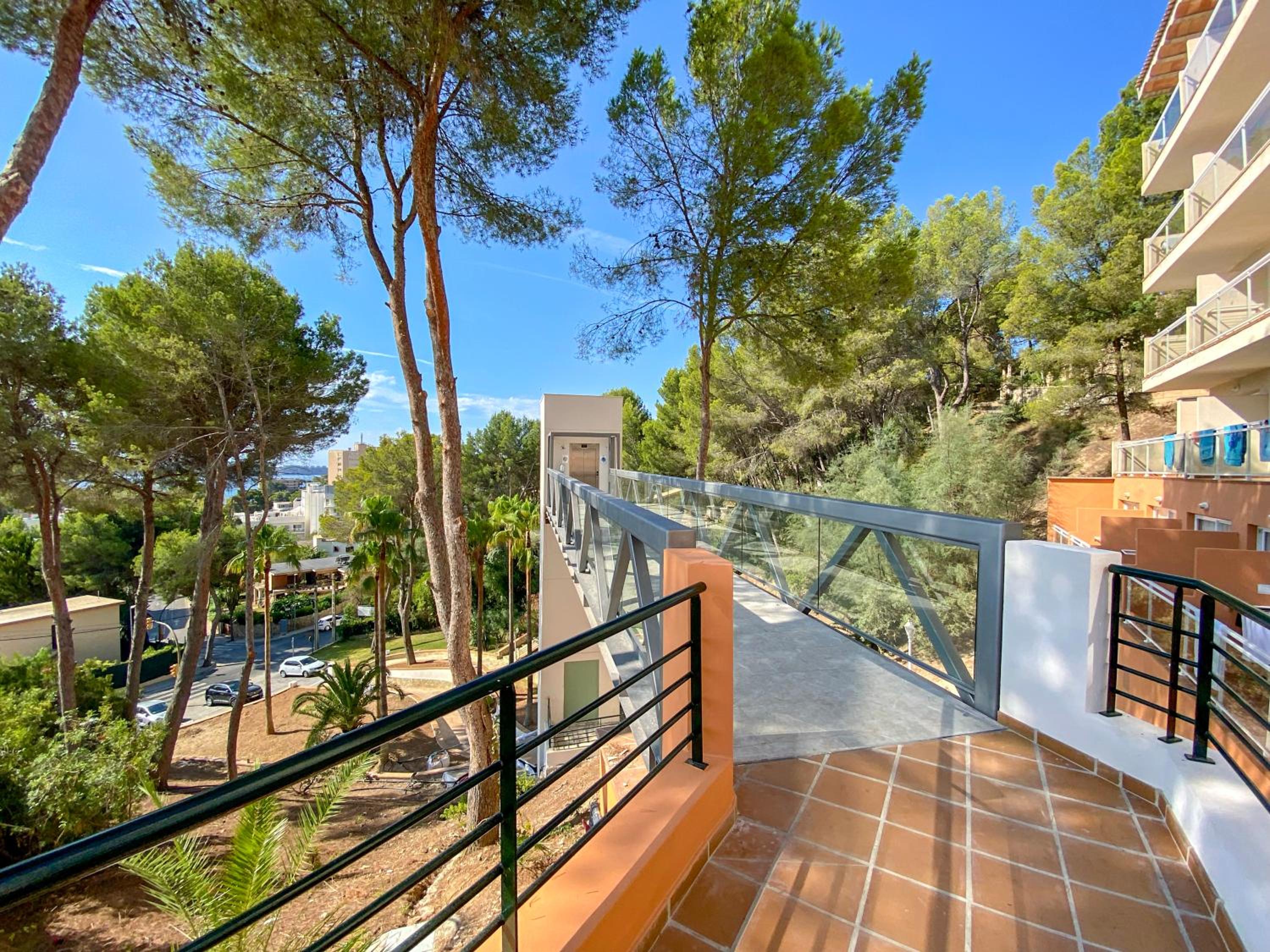 Studio with Balcony