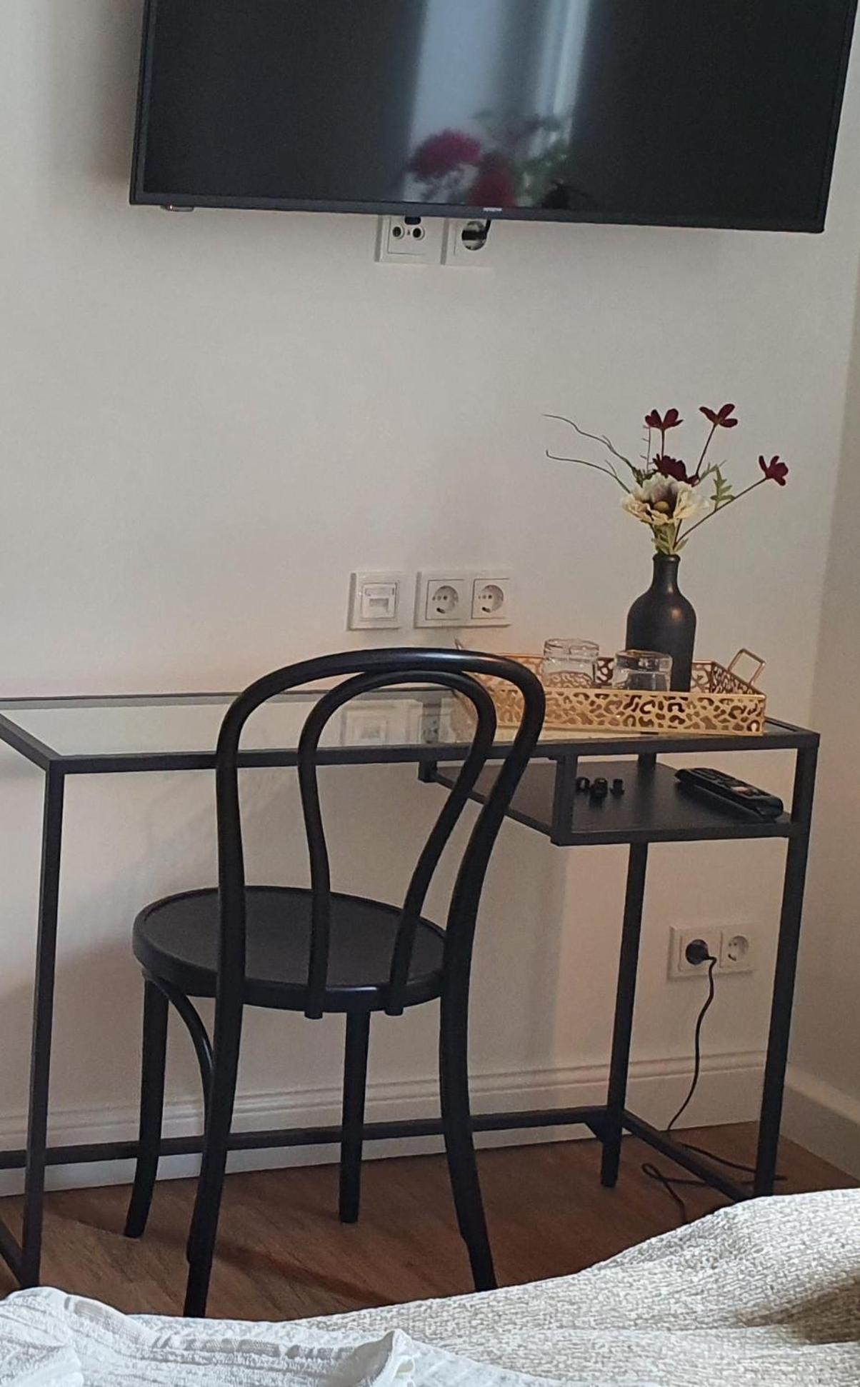 Single Room photo 1