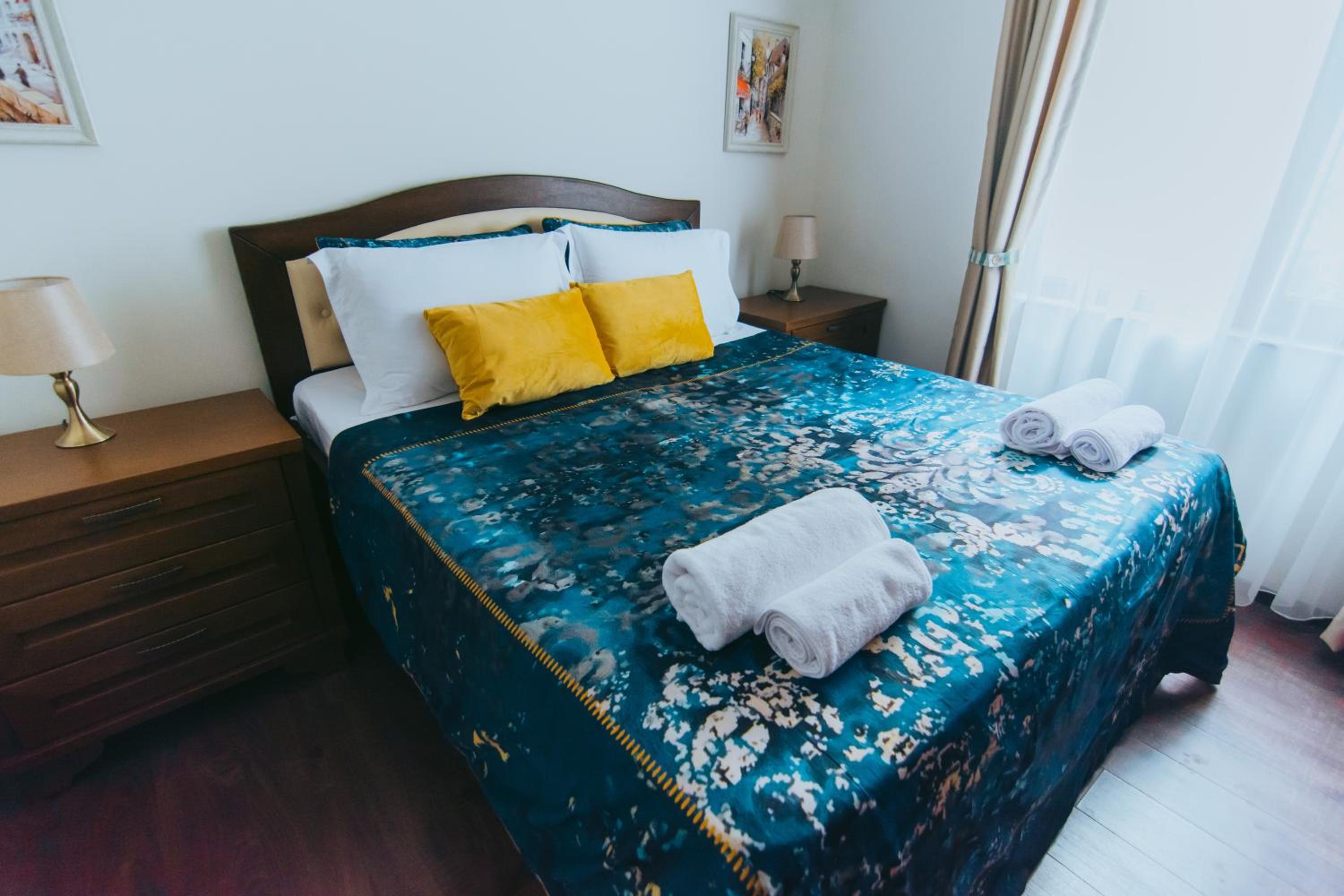 Two-Bedroom Apartment - Photo 9