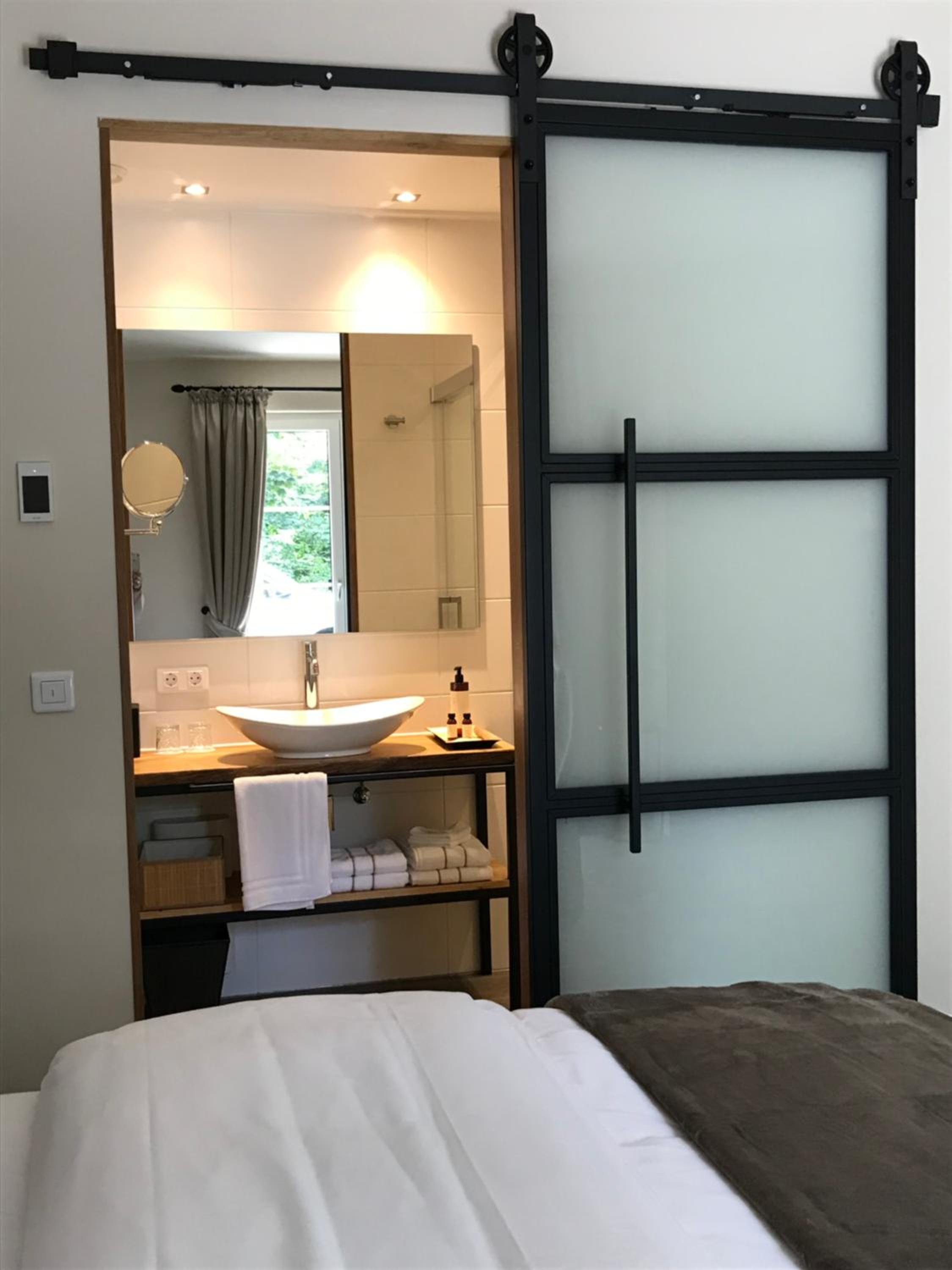 Twin Room with Terrace - Photo 3