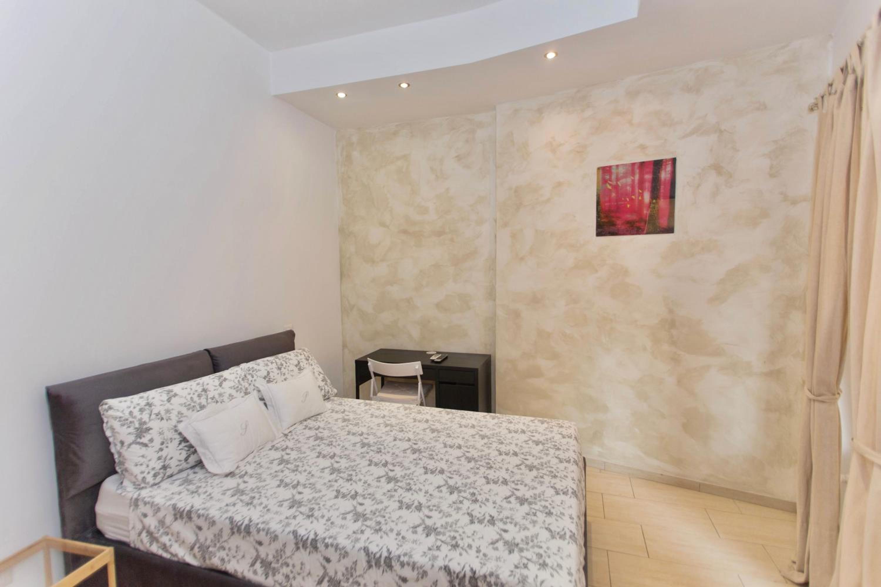 One-Bedroom Apartment with Terrace