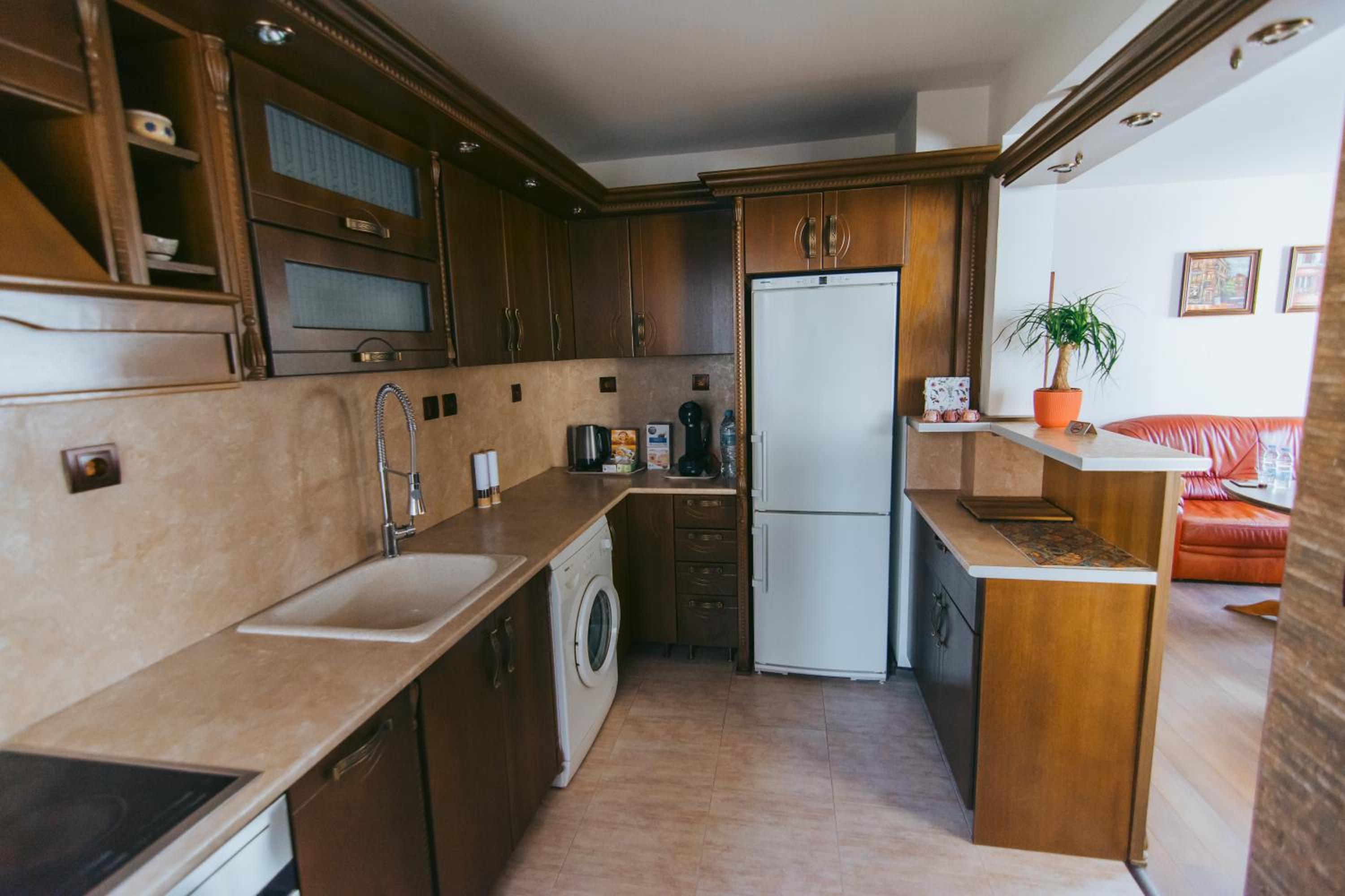 Two-Bedroom Apartment - Photo 6