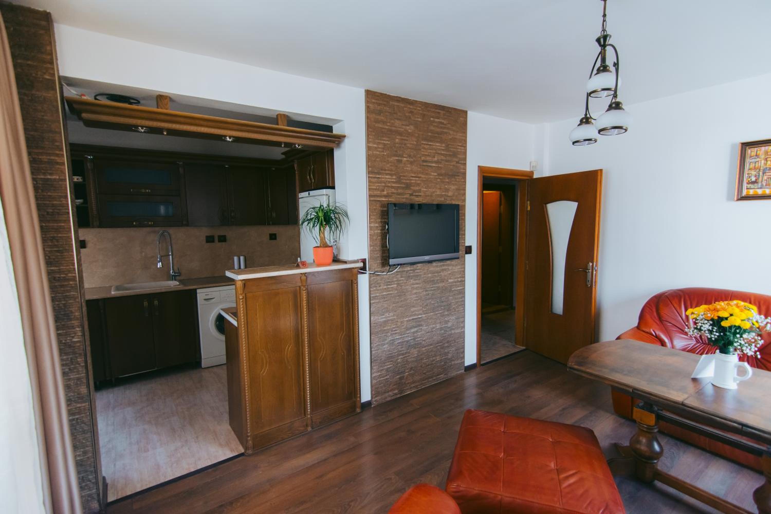 Two-Bedroom Apartment - Photo 7