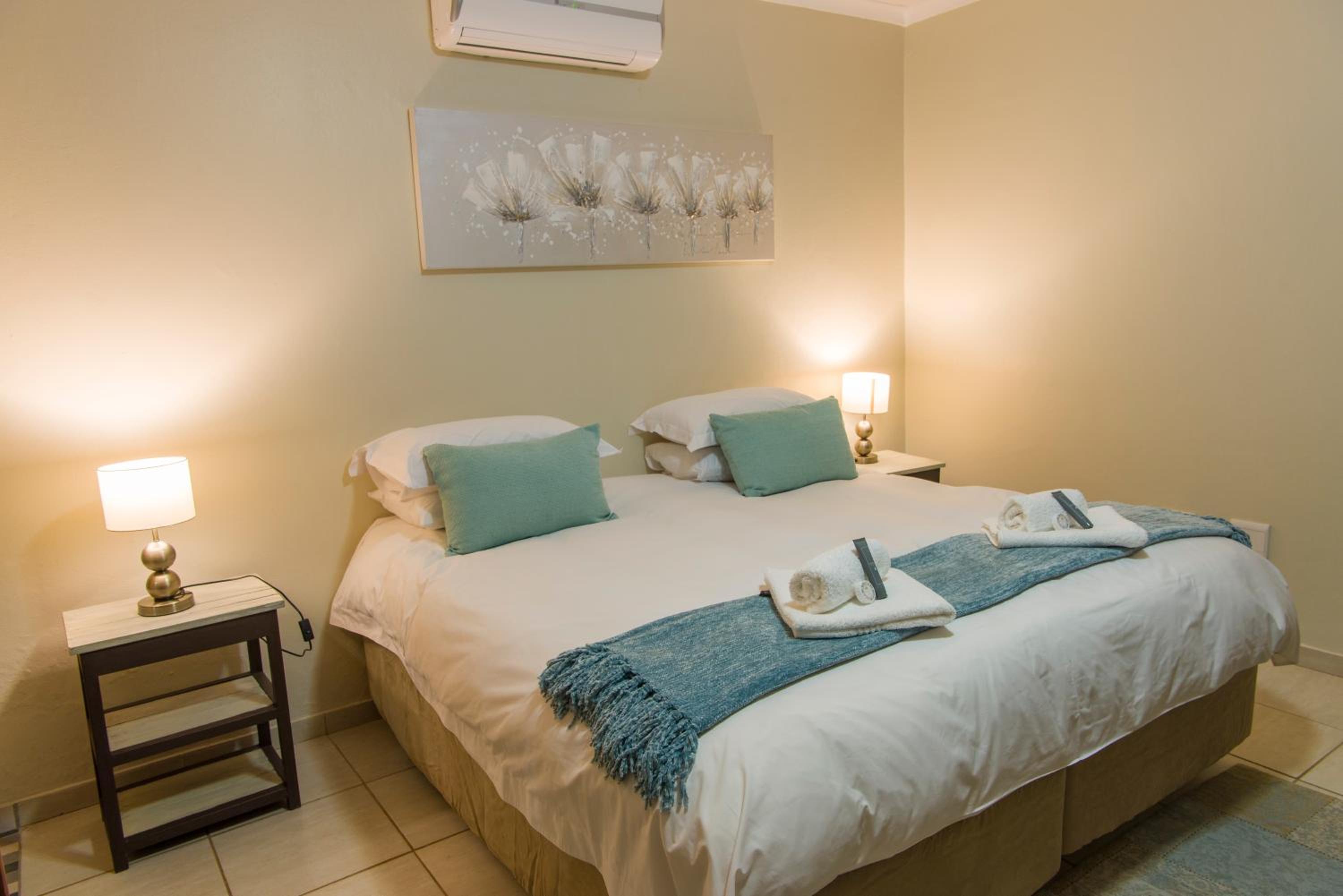 Double or Twin Room photo 3