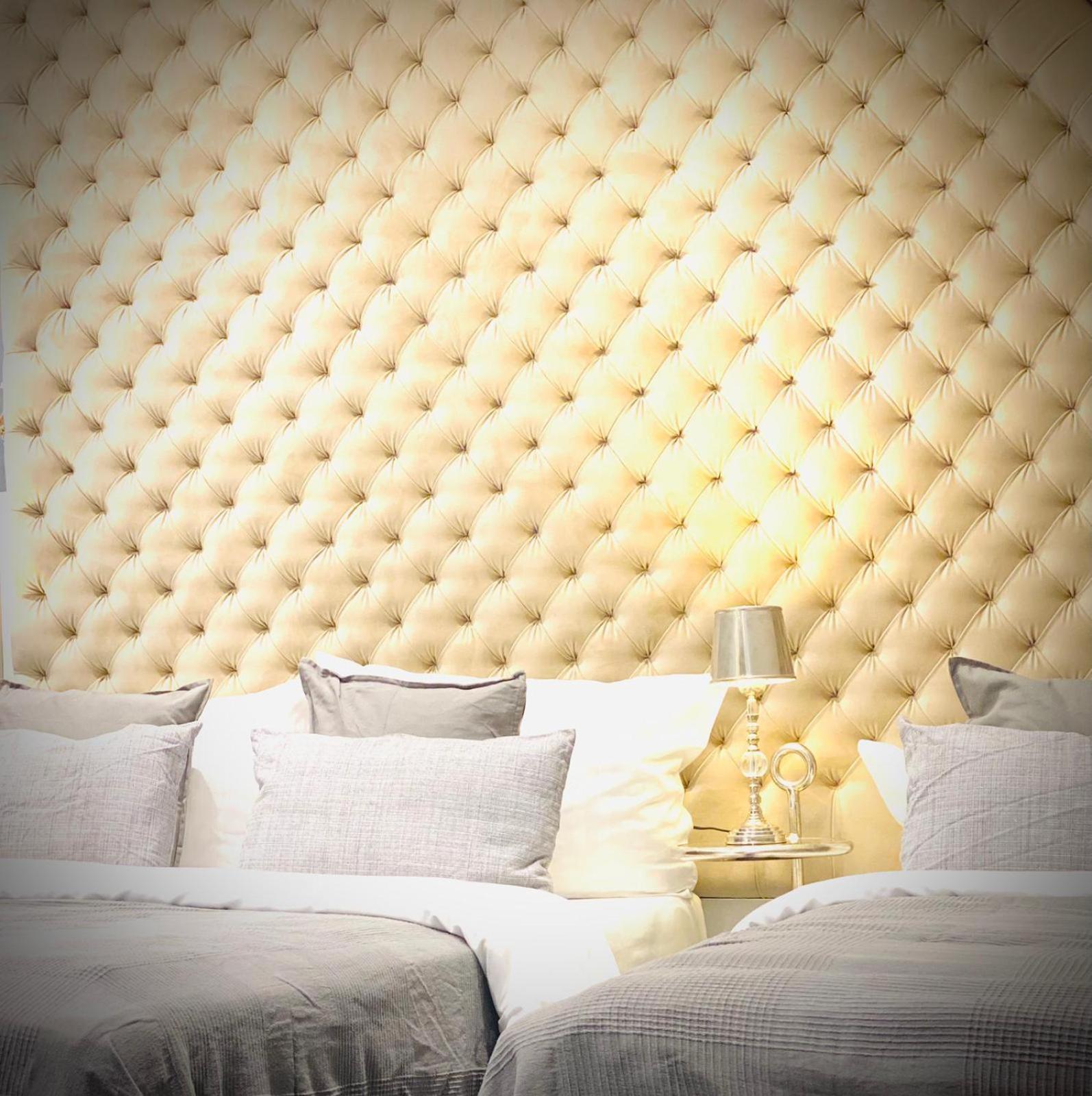 Deluxe Maisonette Suite