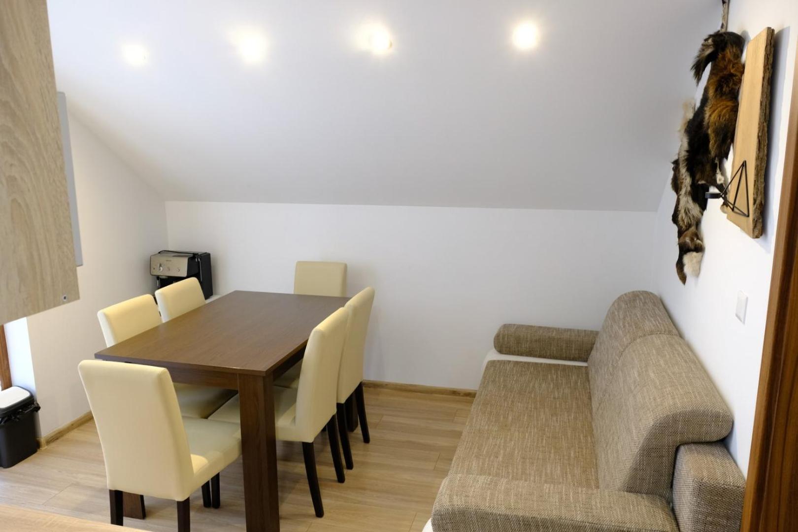 Two-Bedroom Apartment with Terrace photo 2