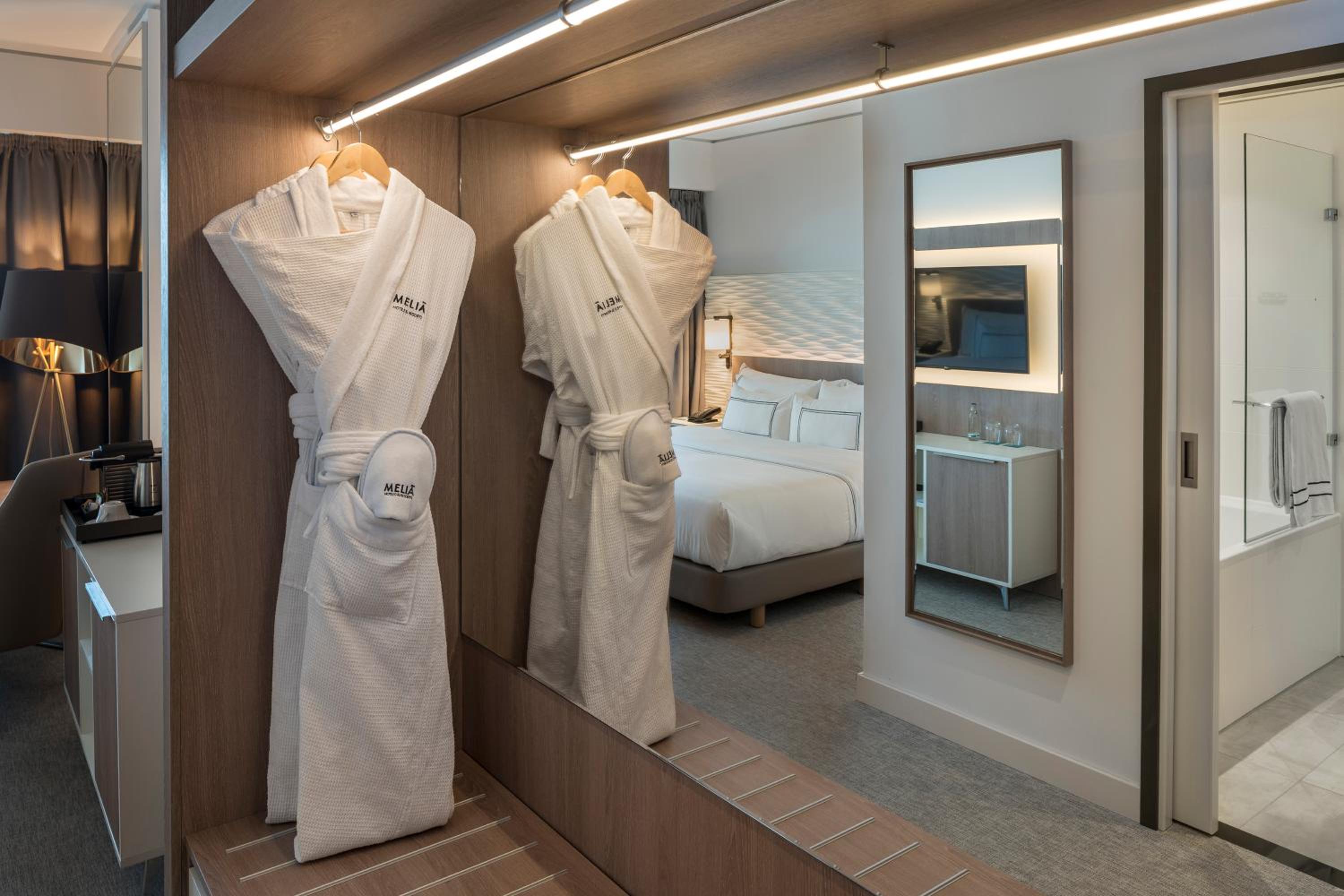 The Level Premium Room with Skyline View and Executive Lounge Access
