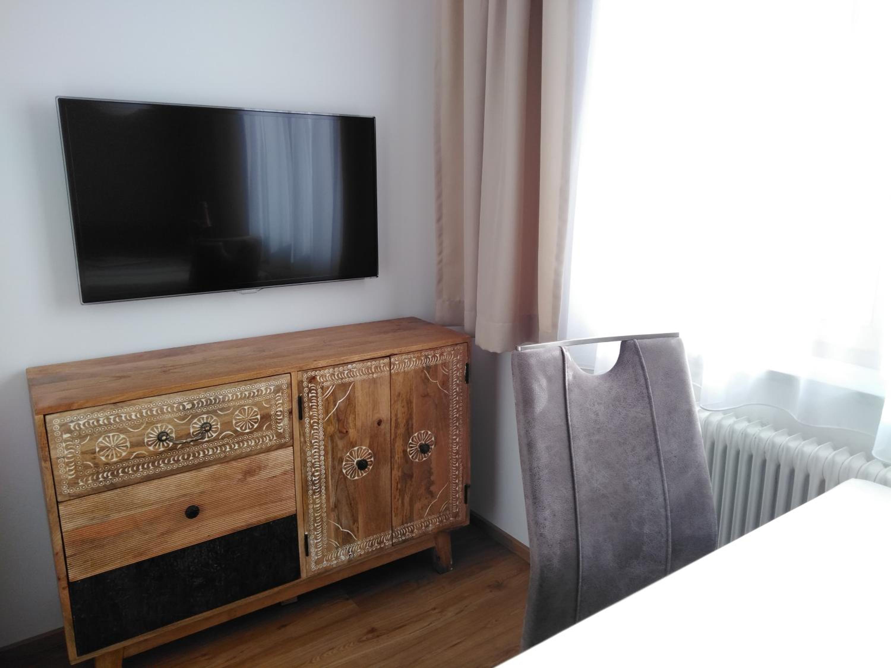 One-Bedroom Apartment with Terrace photo 1