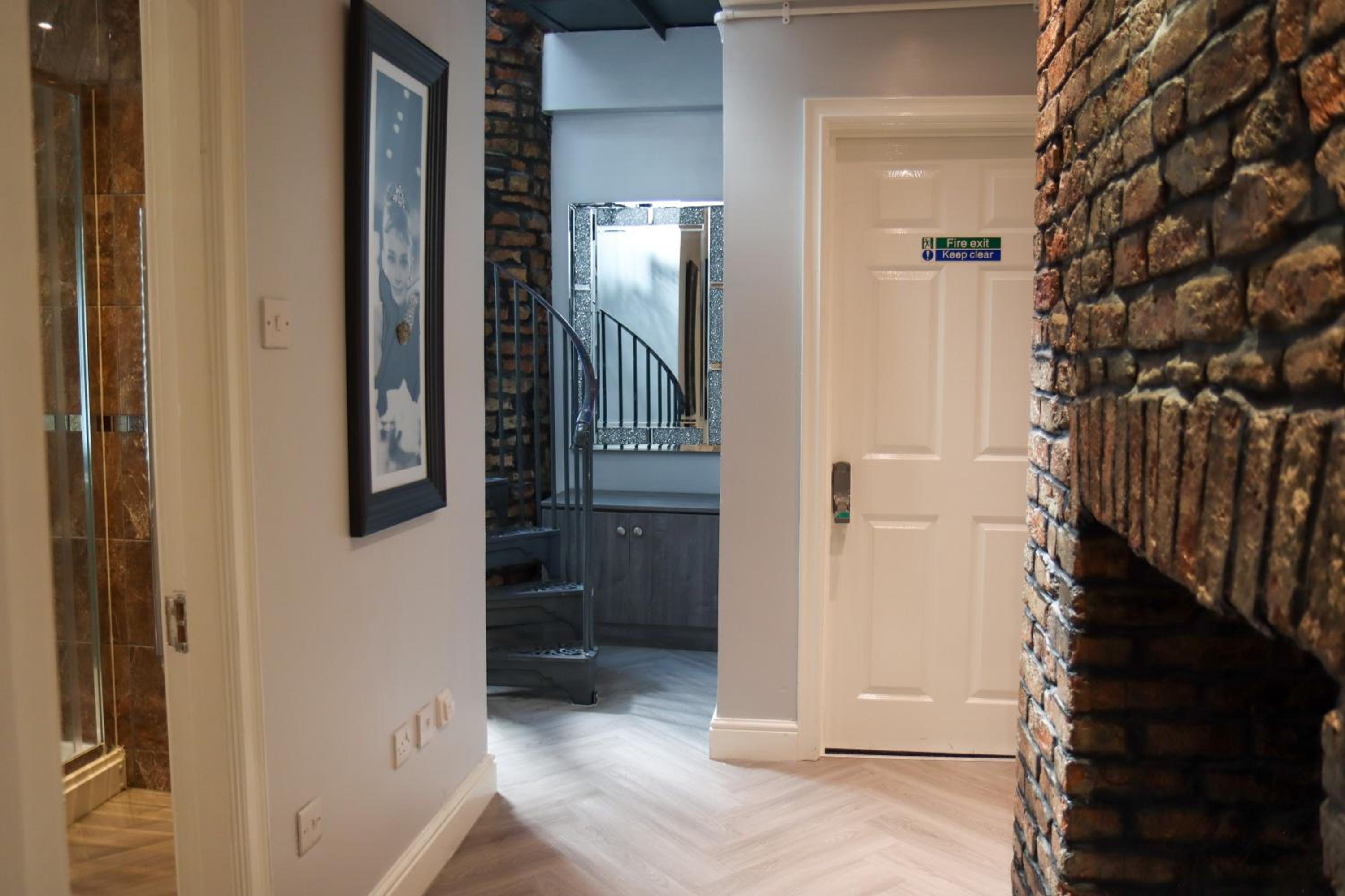 Apartment - Photo 13