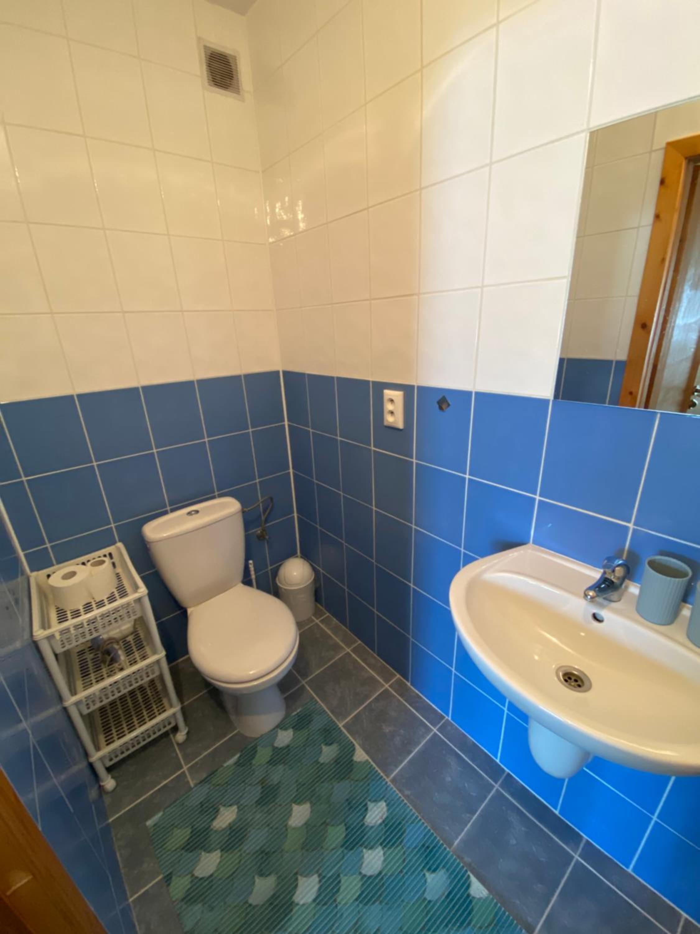 Double Room with Balcony - Photo 4