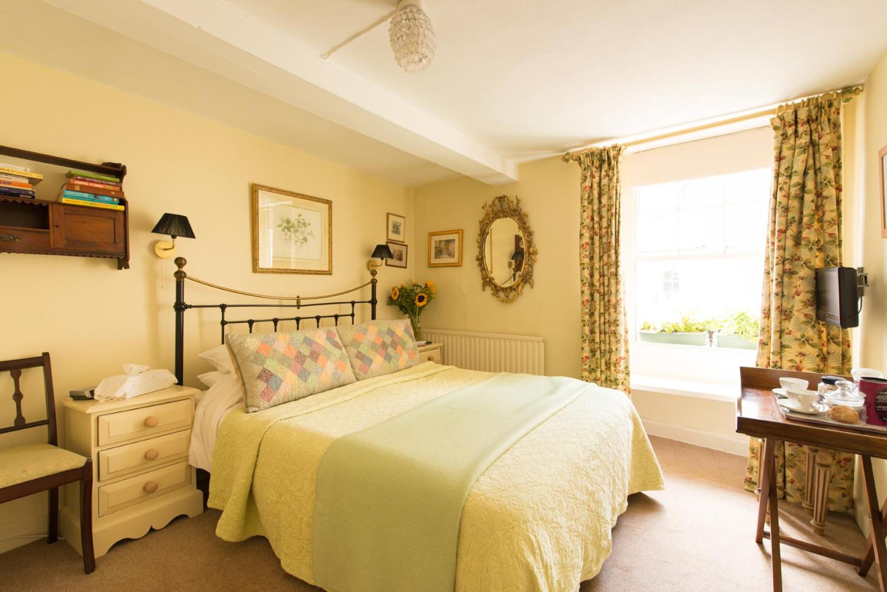Double Room With Private Bathroom
