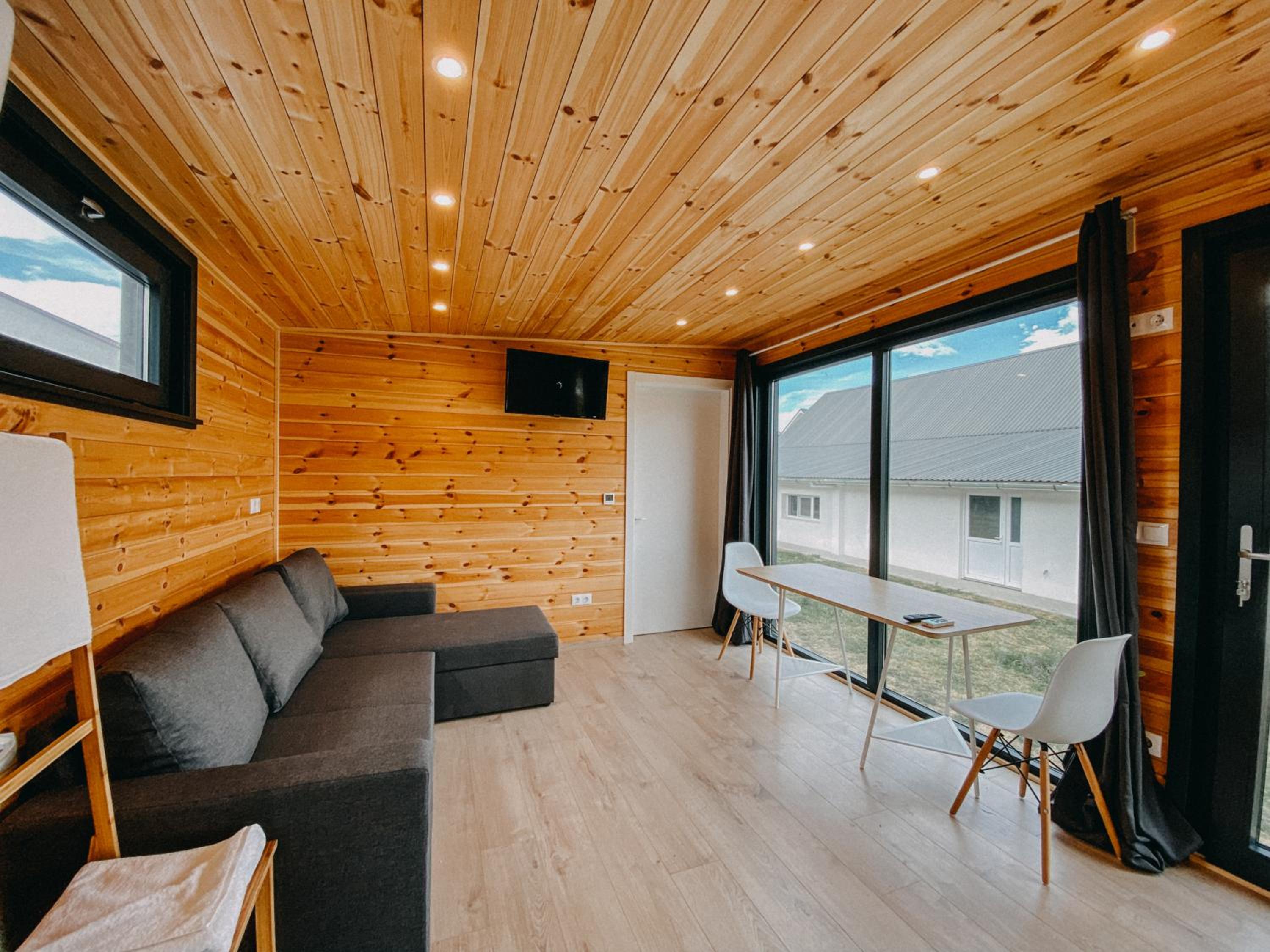 One-Bedroom Villa - Photo 31
