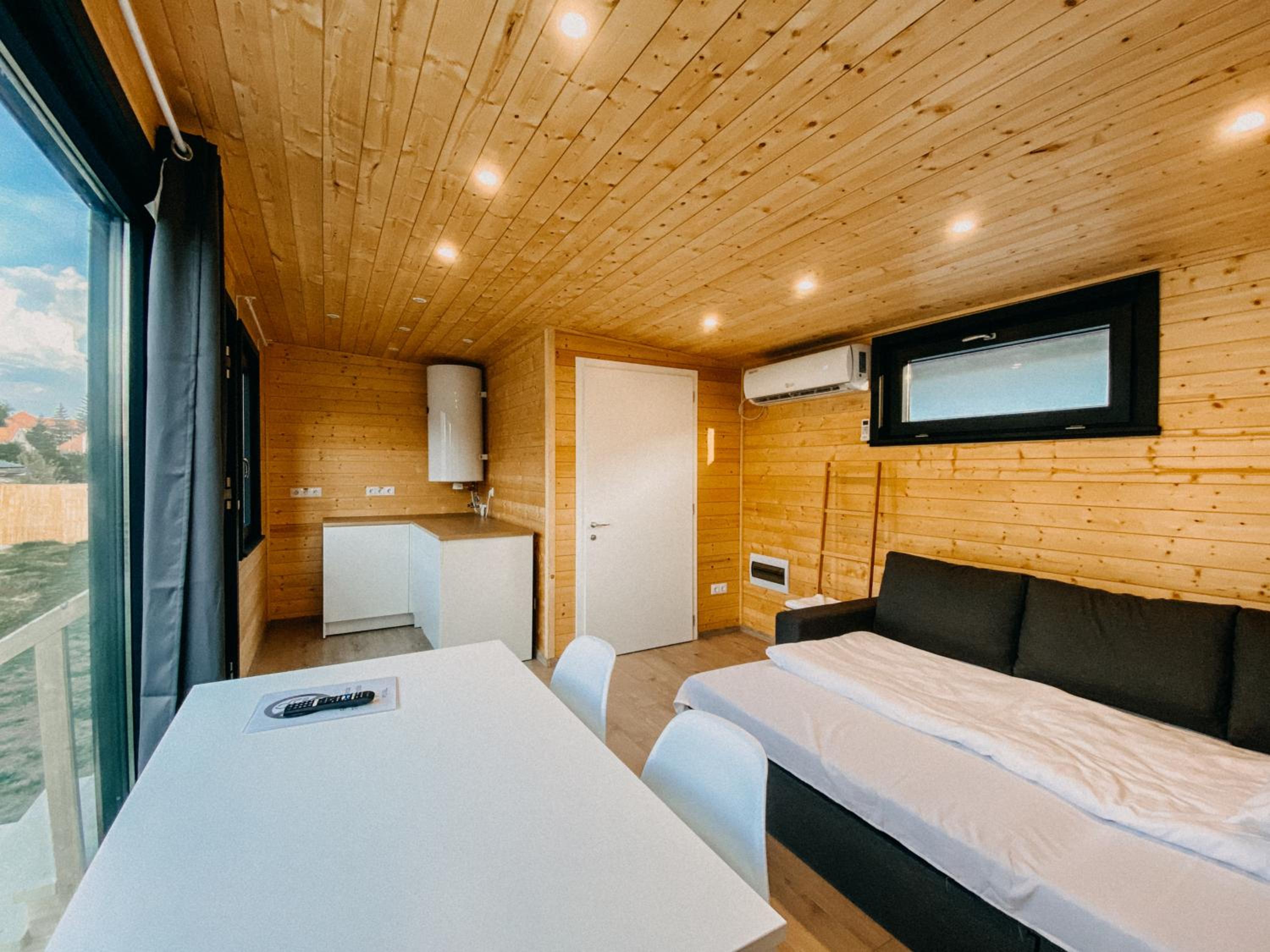 One-Bedroom Villa - Photo 30